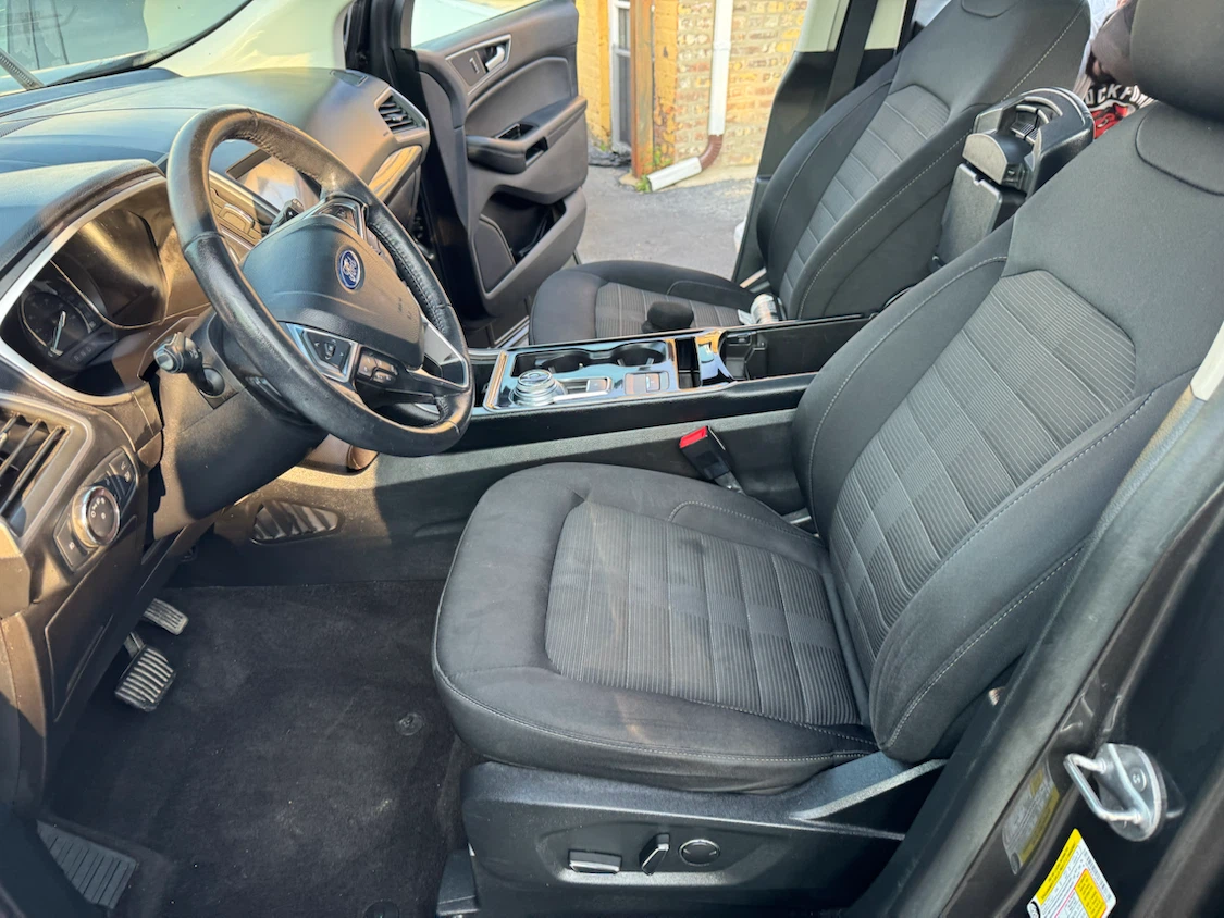 2019 Ford Edge SEL SUV - photo 2
