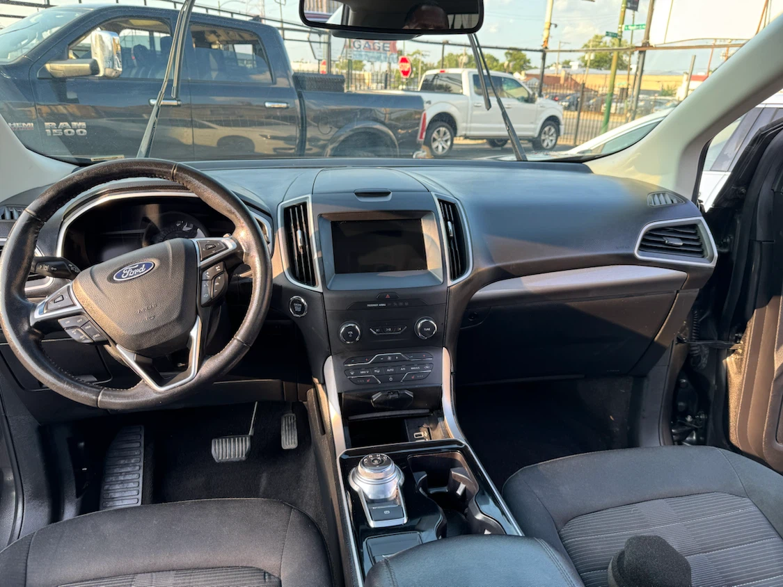 2019 Ford Edge SEL SUV - photo 4