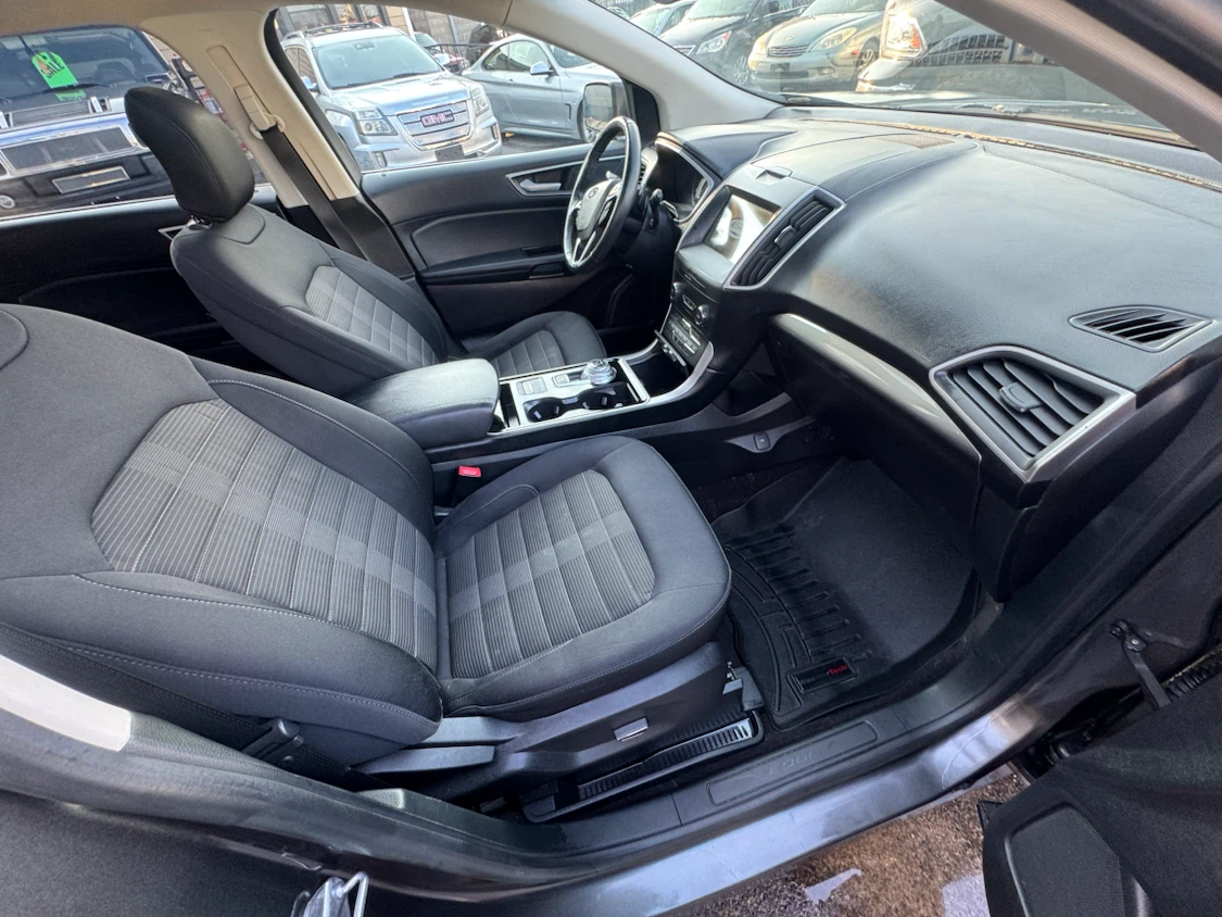 2019 Ford Edge SEL SUV - photo 5