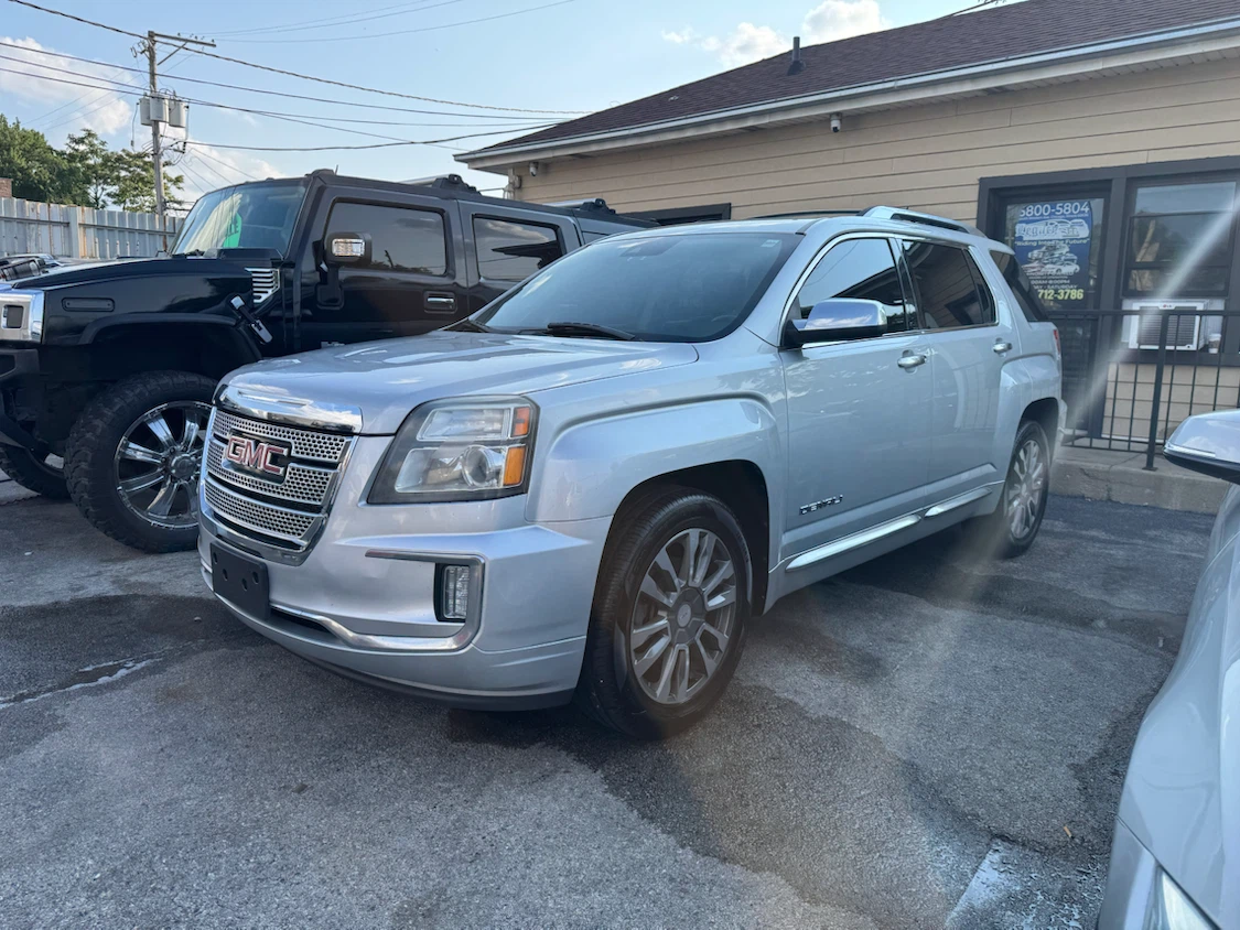 2017 Silver GMC Terrain Denali SUV - photo 2