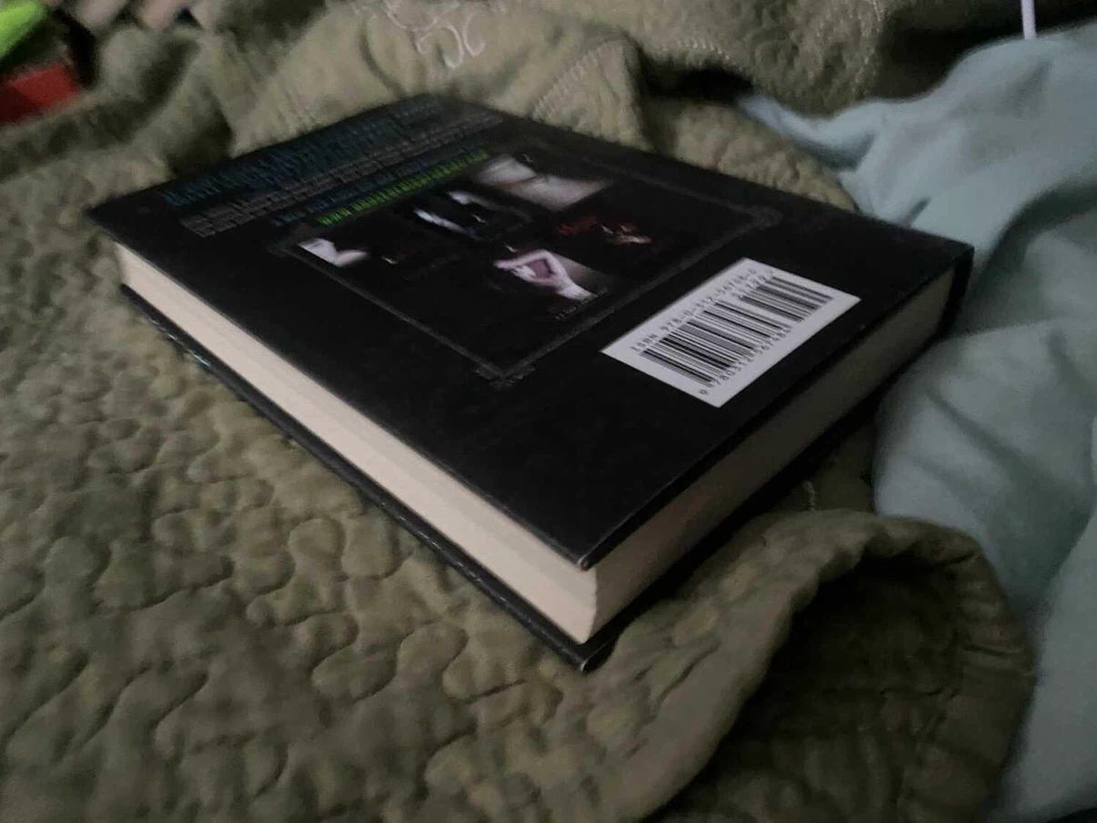 Tempted (HON) Book - photo 3