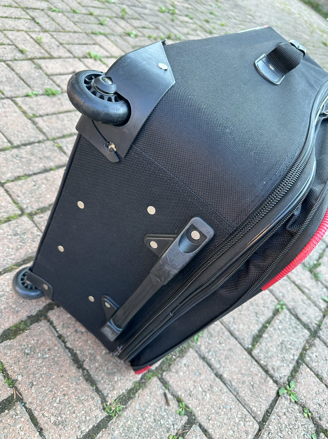 Canadian Luggage Suitcase - photo 2