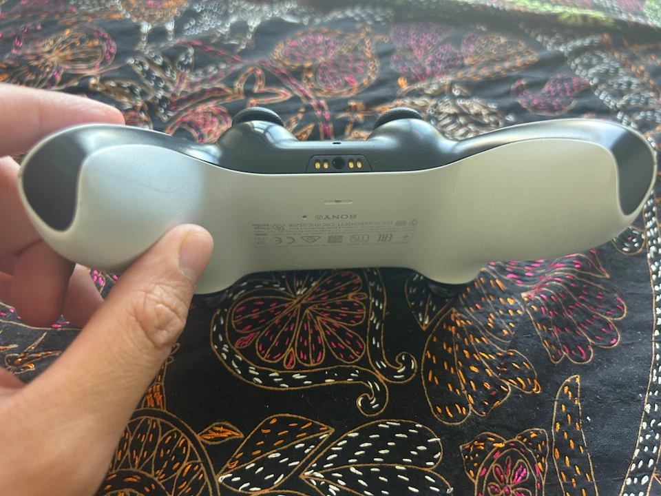 $40 or Best Offer for White PS5 Dualsense Controller - photo 2
