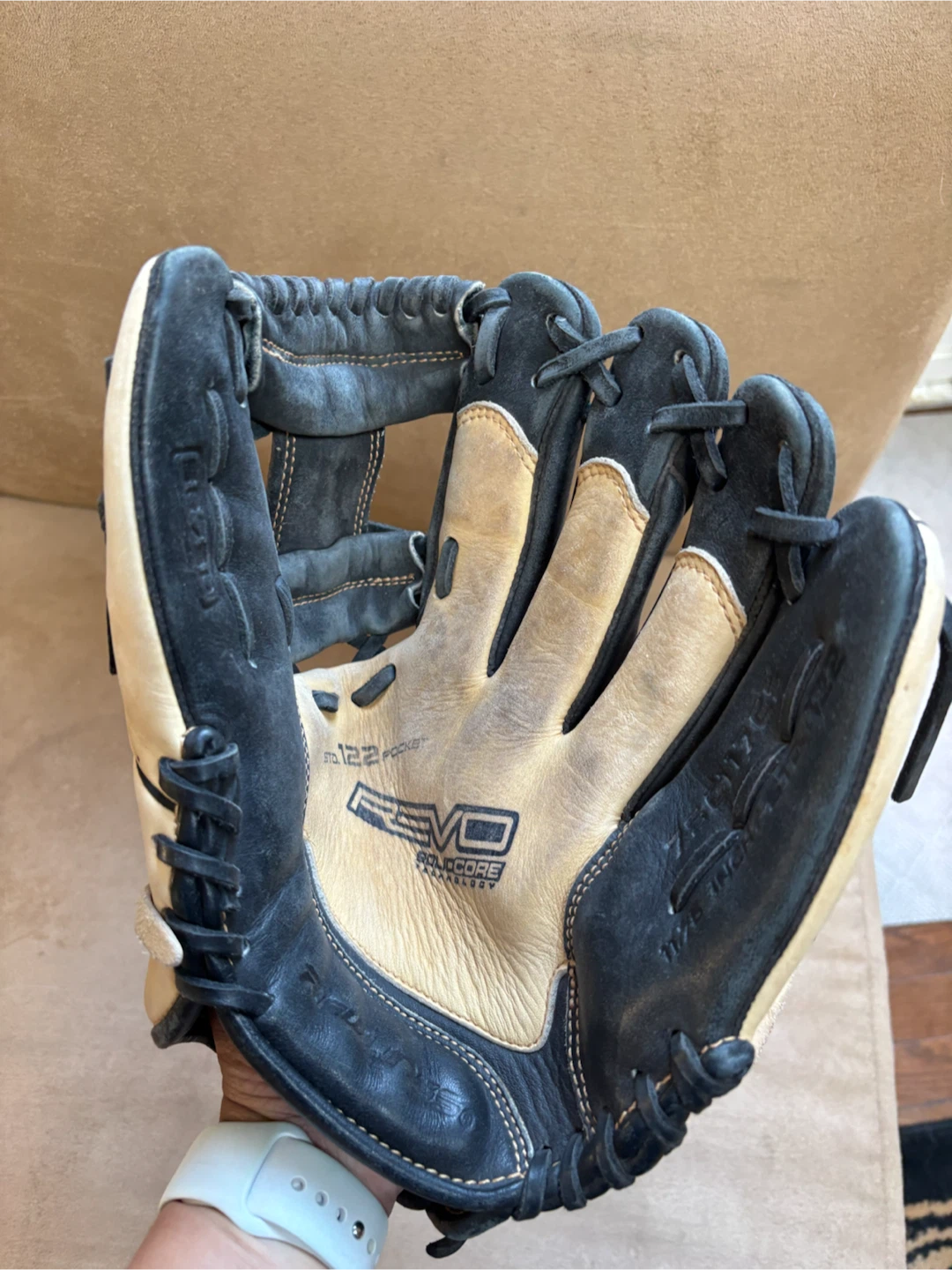 11.75” Rawlings Revo Baseball Glove LHC - photo 2