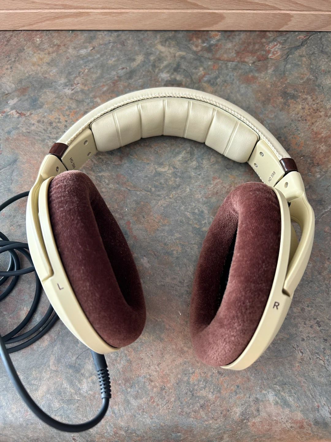 Sennheiser HD 598 Headphones - photo 2