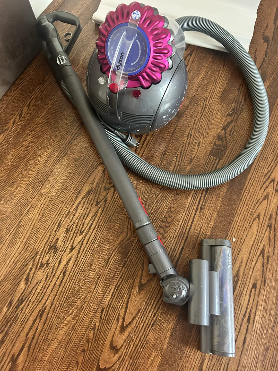 Dyson Ball Vacuum Cleaner - photo 2