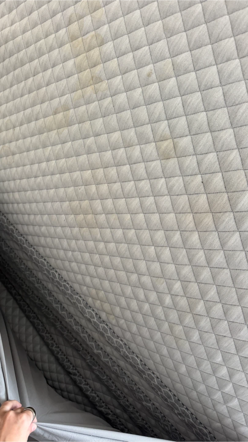Leesa Hybrid Queen Mattress + FREE Sheets & Pillowcases - photo 5