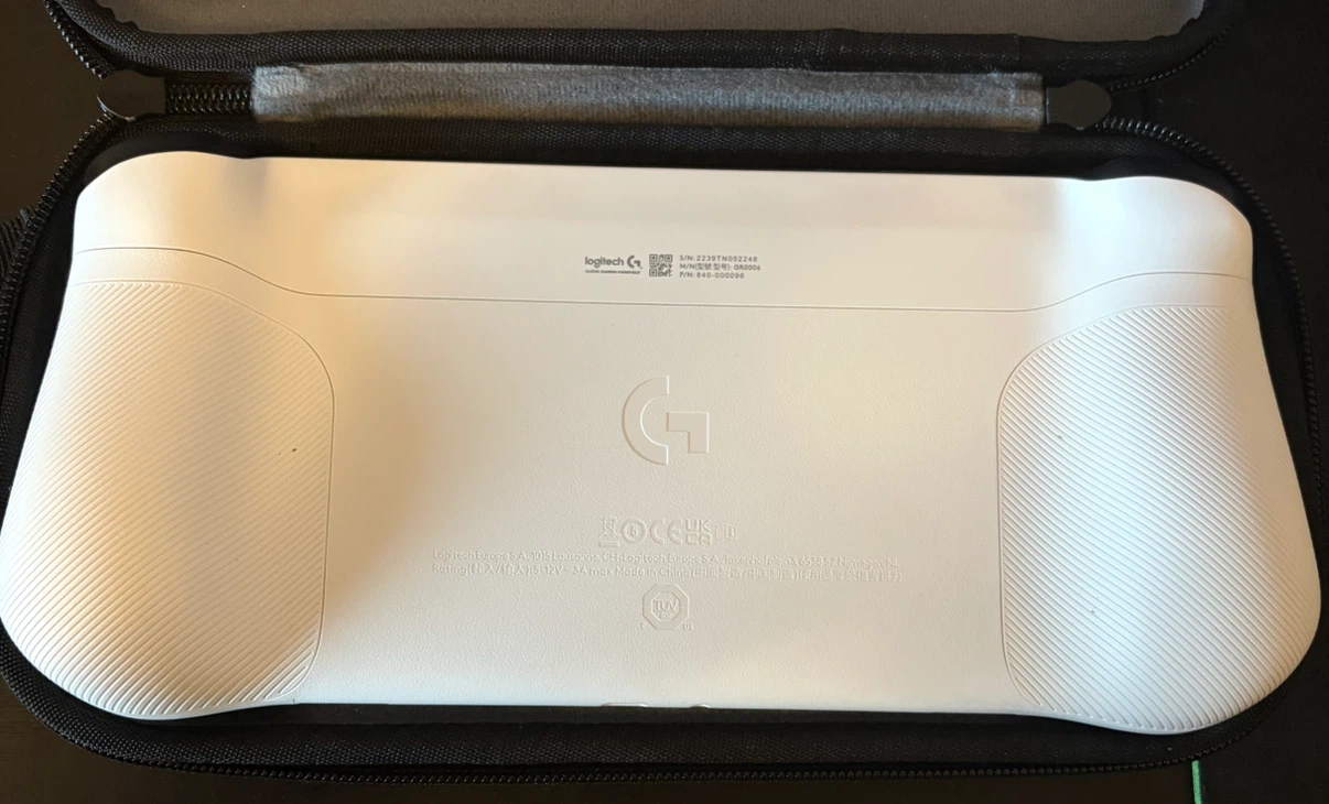 Logitech G Cloud Handheld Gaming Console - White - photo 2