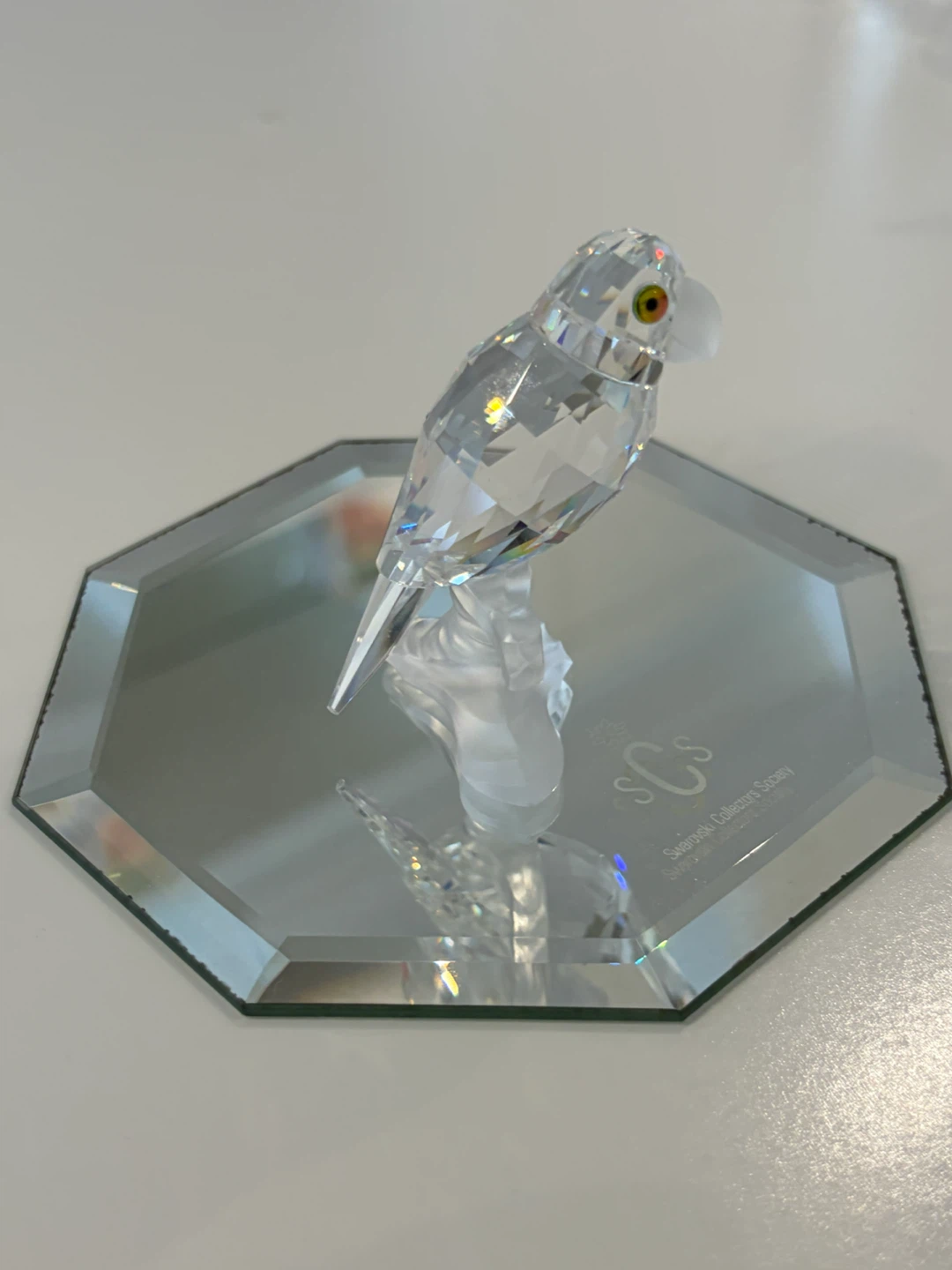 Swarovski Crystal Budgie Figurine (plate not included) - photo 4