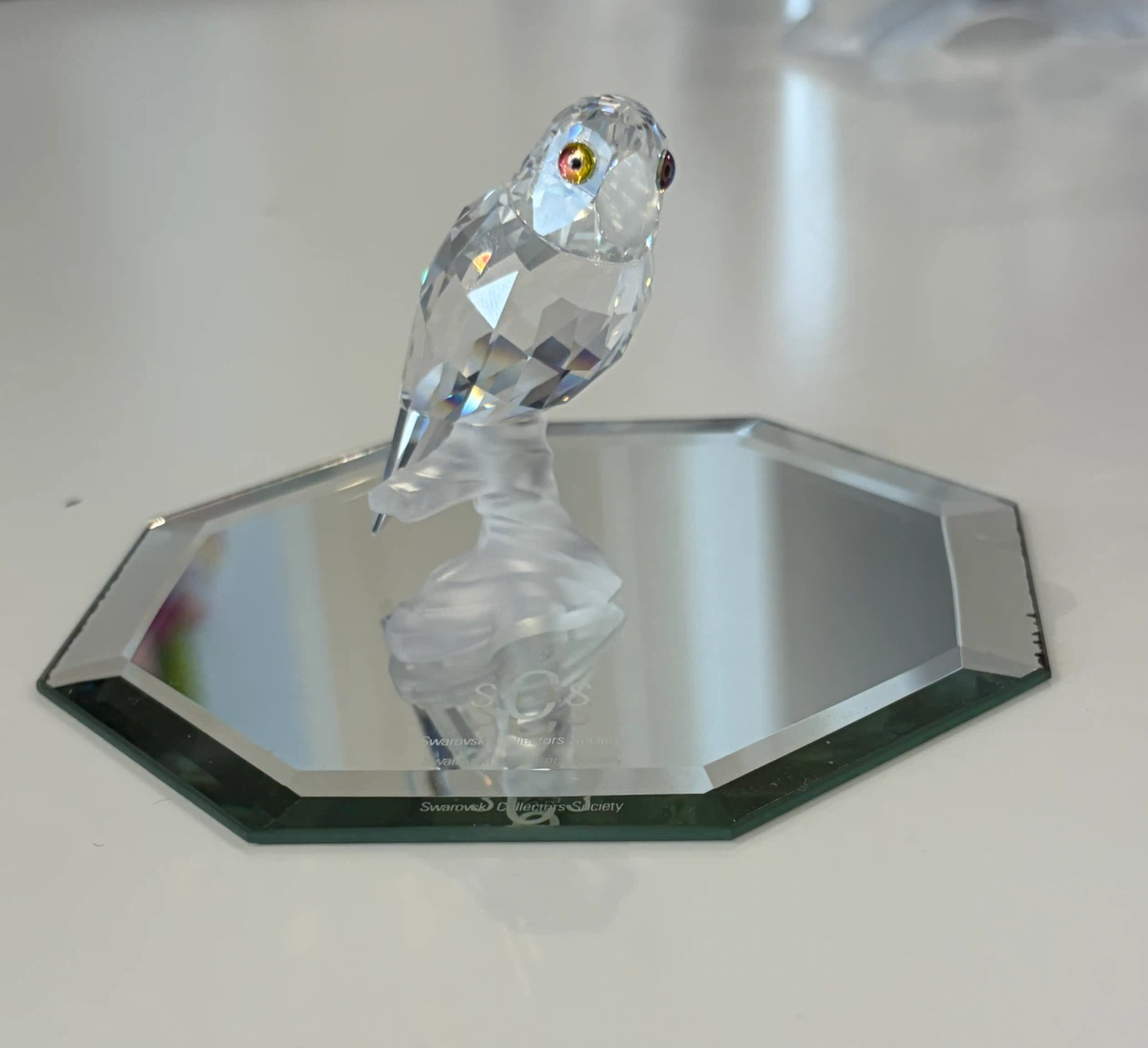Swarovski Crystal Budgie Figurine (plate not included) - photo 5