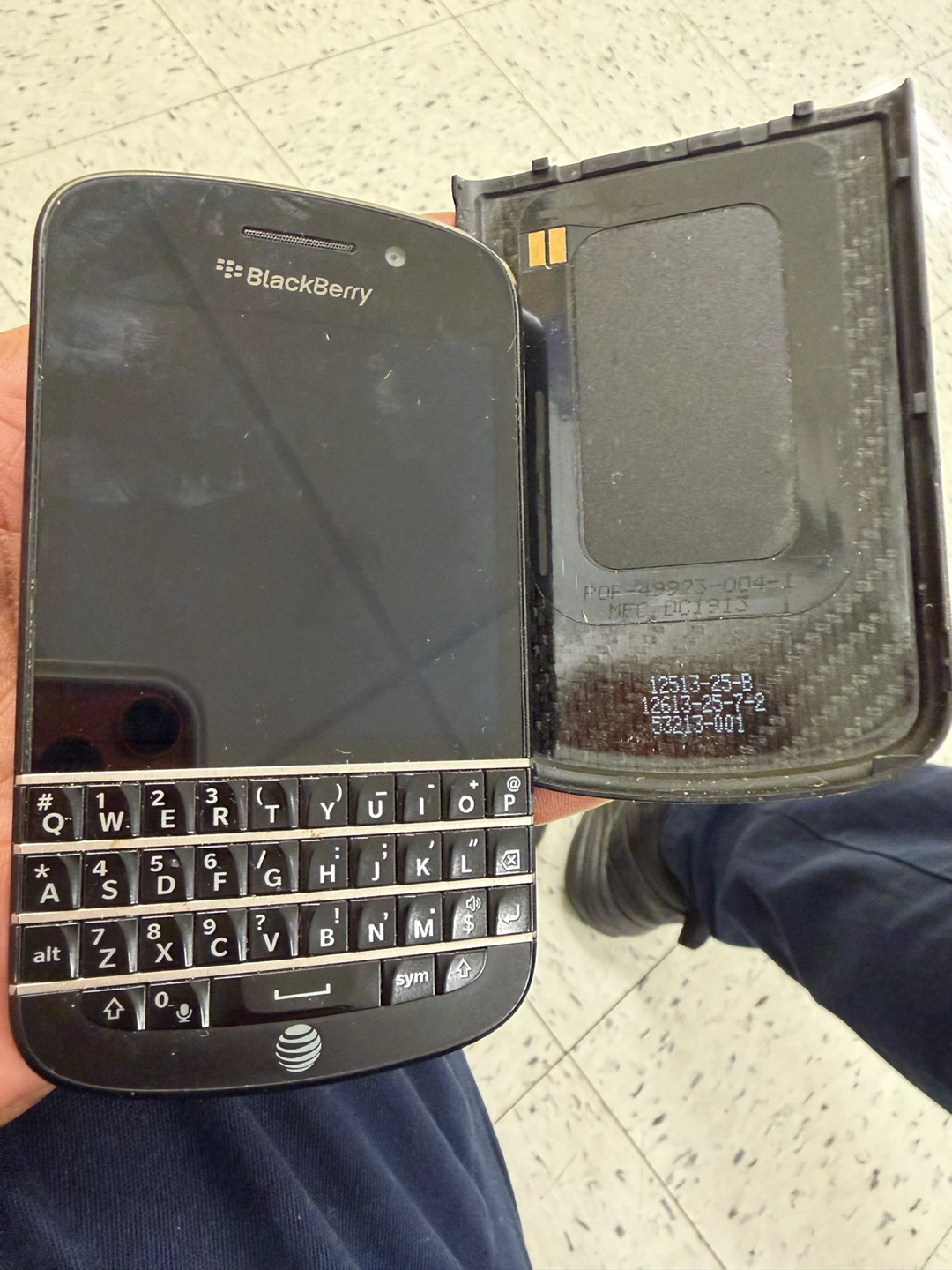 BlackBerry Classic Smartphone - photo 3