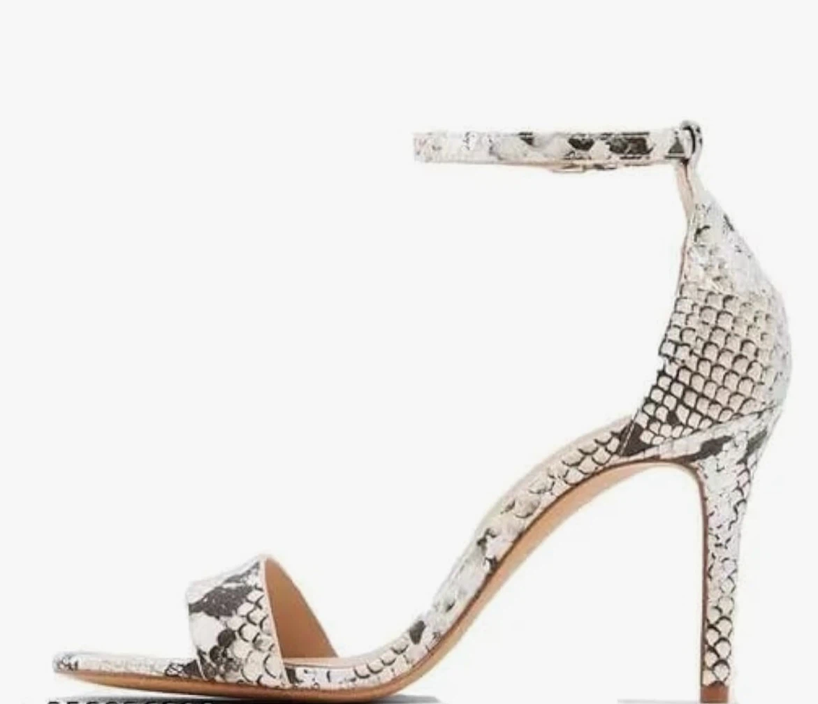 MUST GO TODAY‼️3 Heels for sale - photo 5