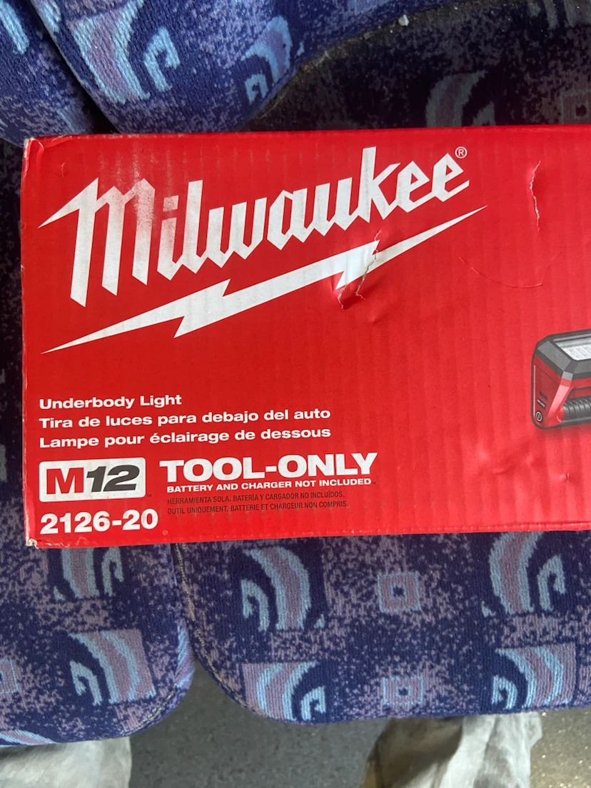 Milwaukee M12 12V Cordless LED Underbody Light 2126-20 - photo 4