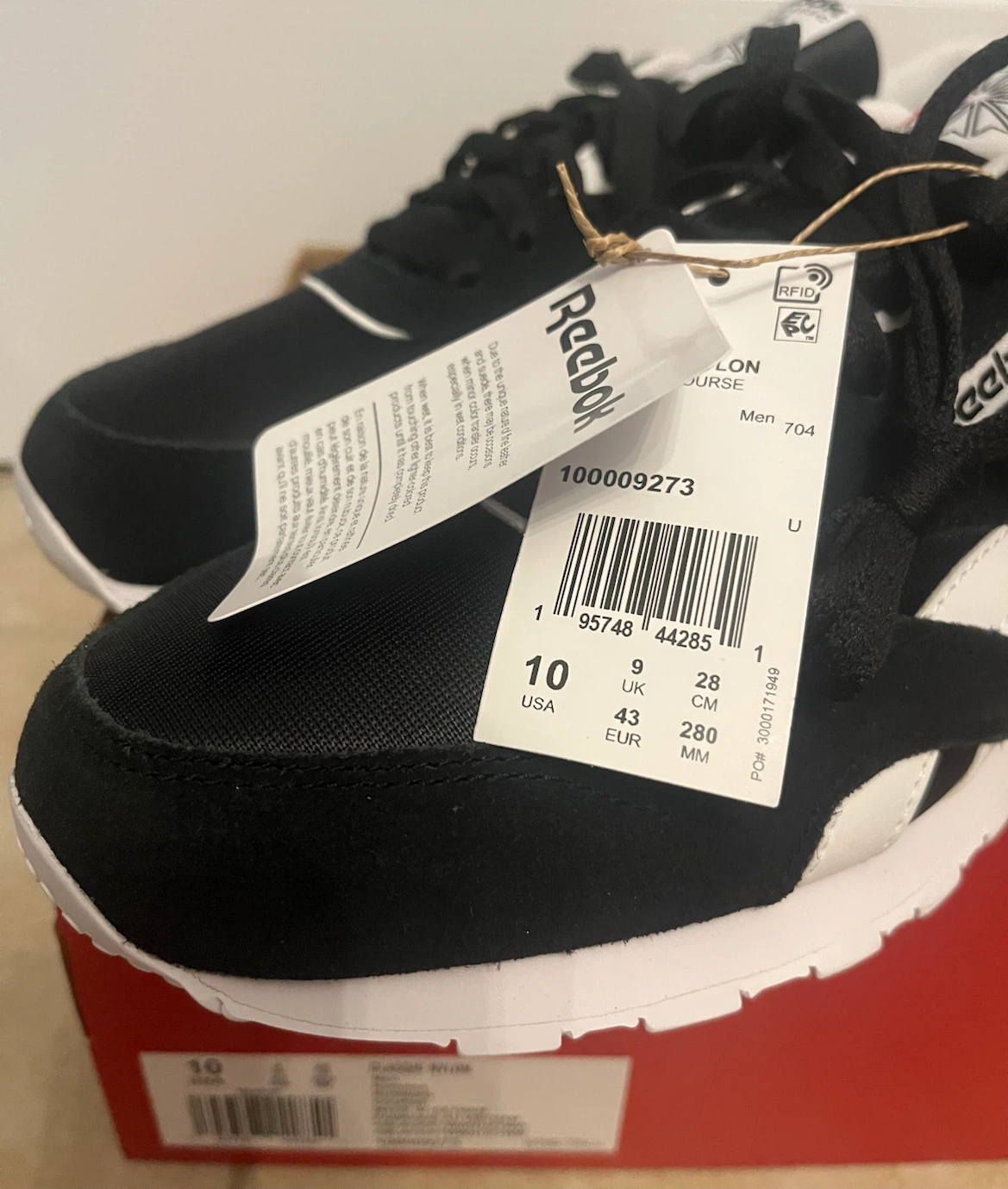 Reebok Classic Nylon Running Shoes • Men’s Size 10 - photo 2