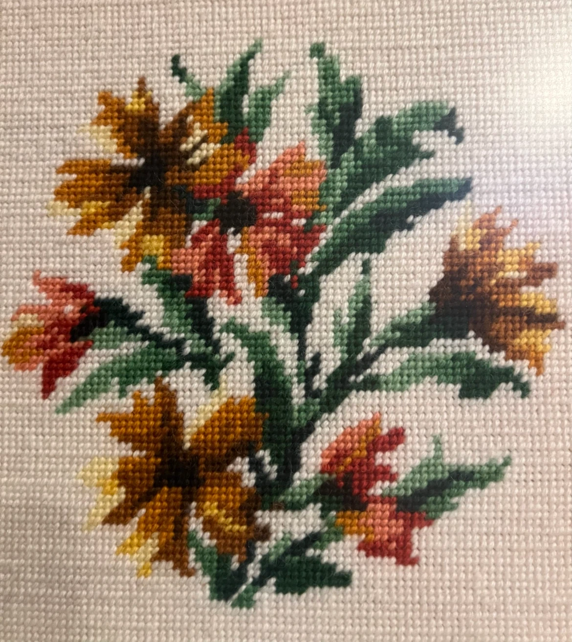 Vintage Framed Floral Needlepoint Wall Art - photo 2
