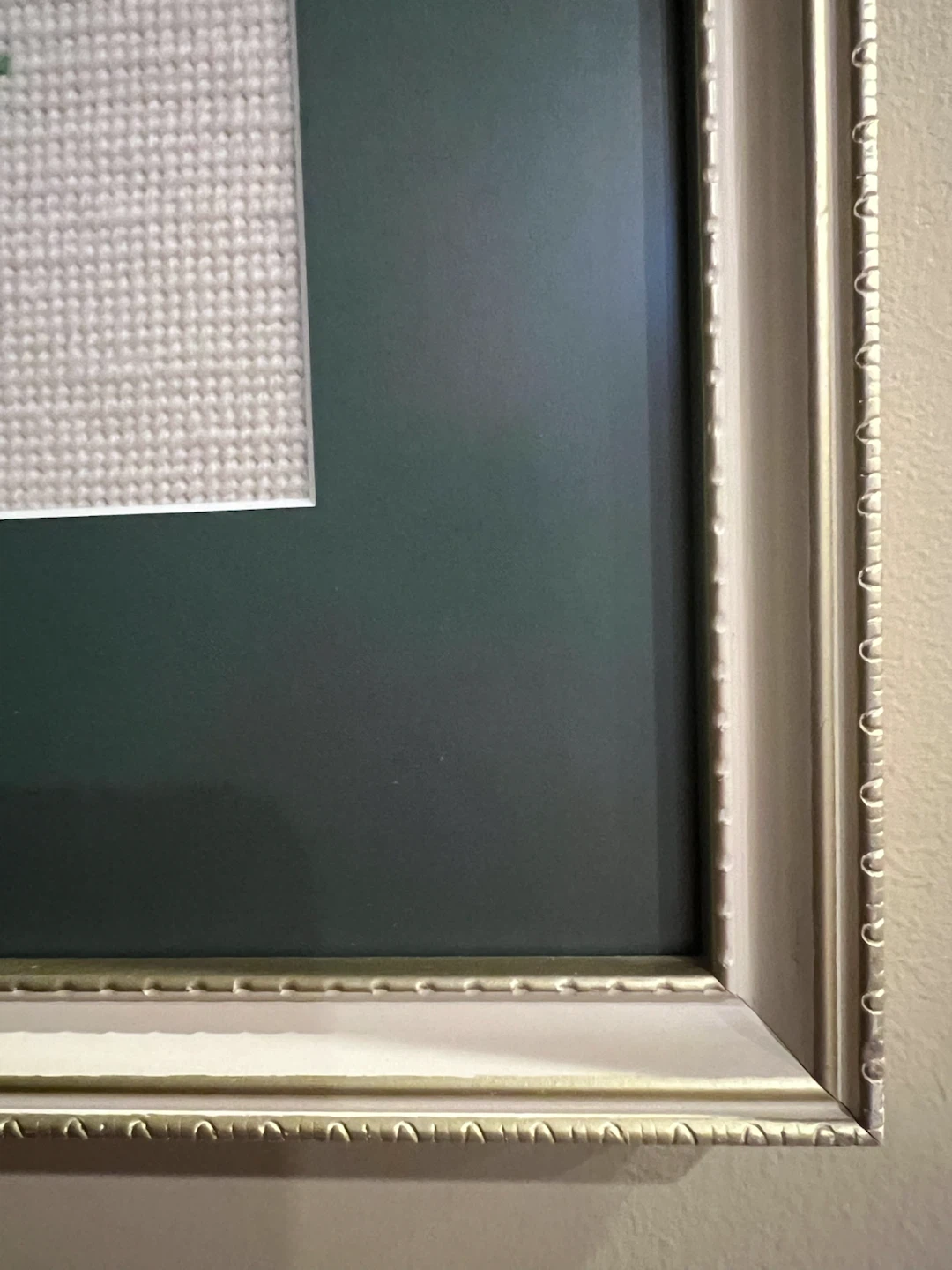 Vintage Framed Floral Needlepoint Wall Art - photo 4
