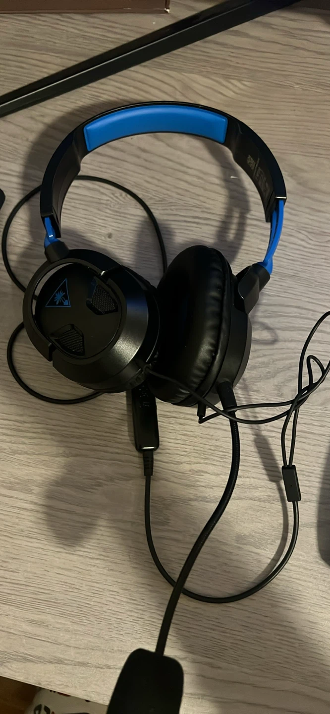 Playstation 5 slim 1tb with headphones - photo 4