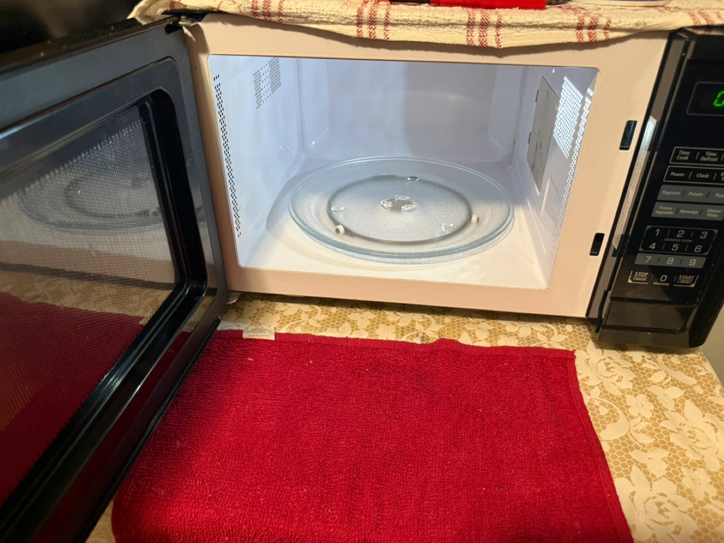 Microwave - photo 2