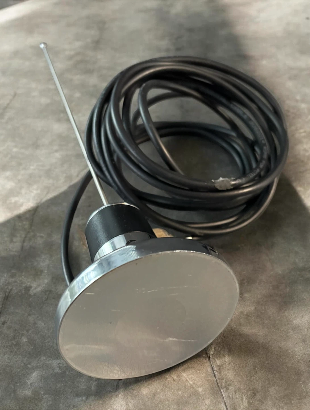 Magnetic Mount Mobile Antenna - photo 2