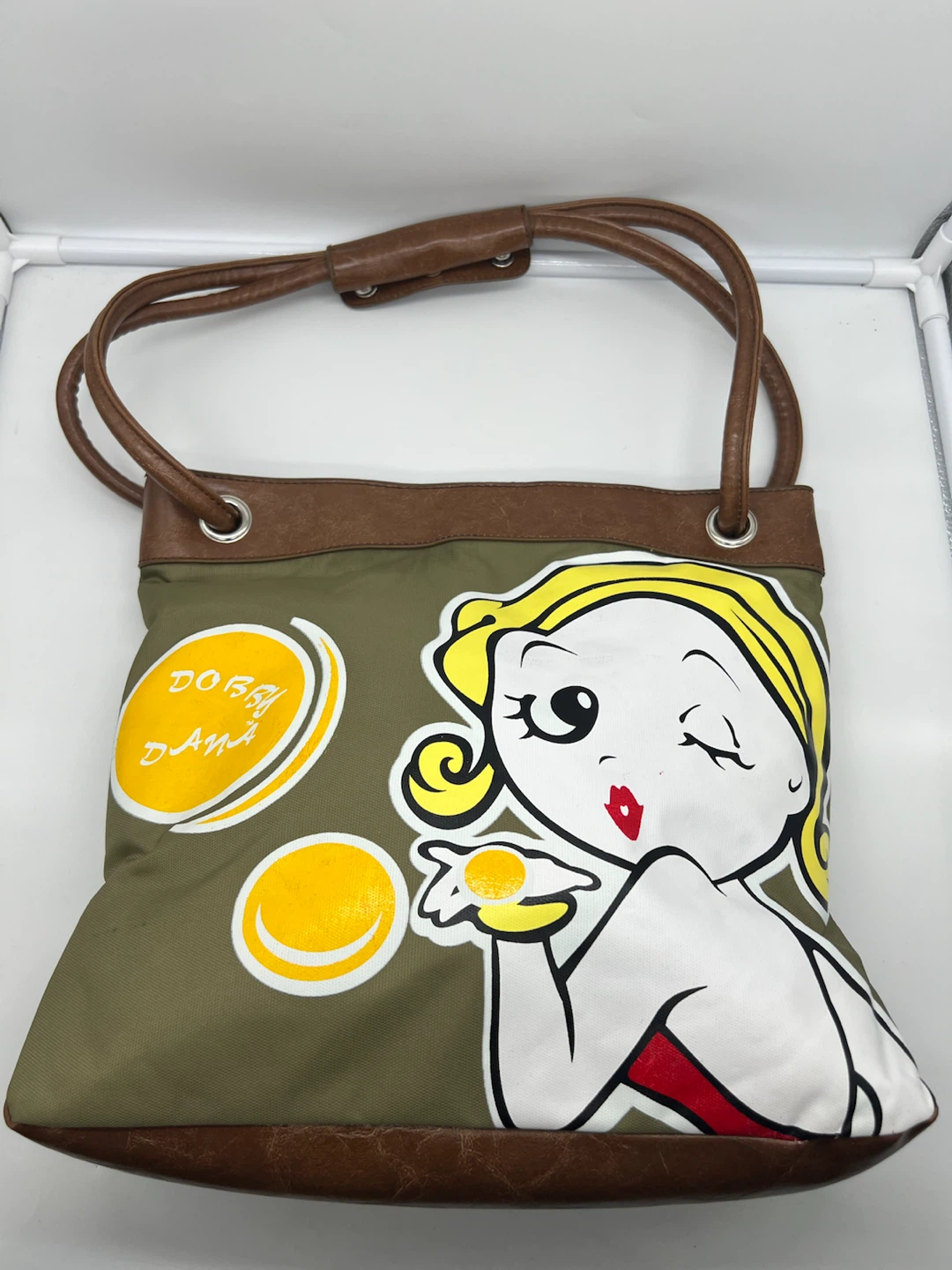 DOBBY DANA 2004 VINTAGE Graphic Design Khaki Brown Shoulder Tote