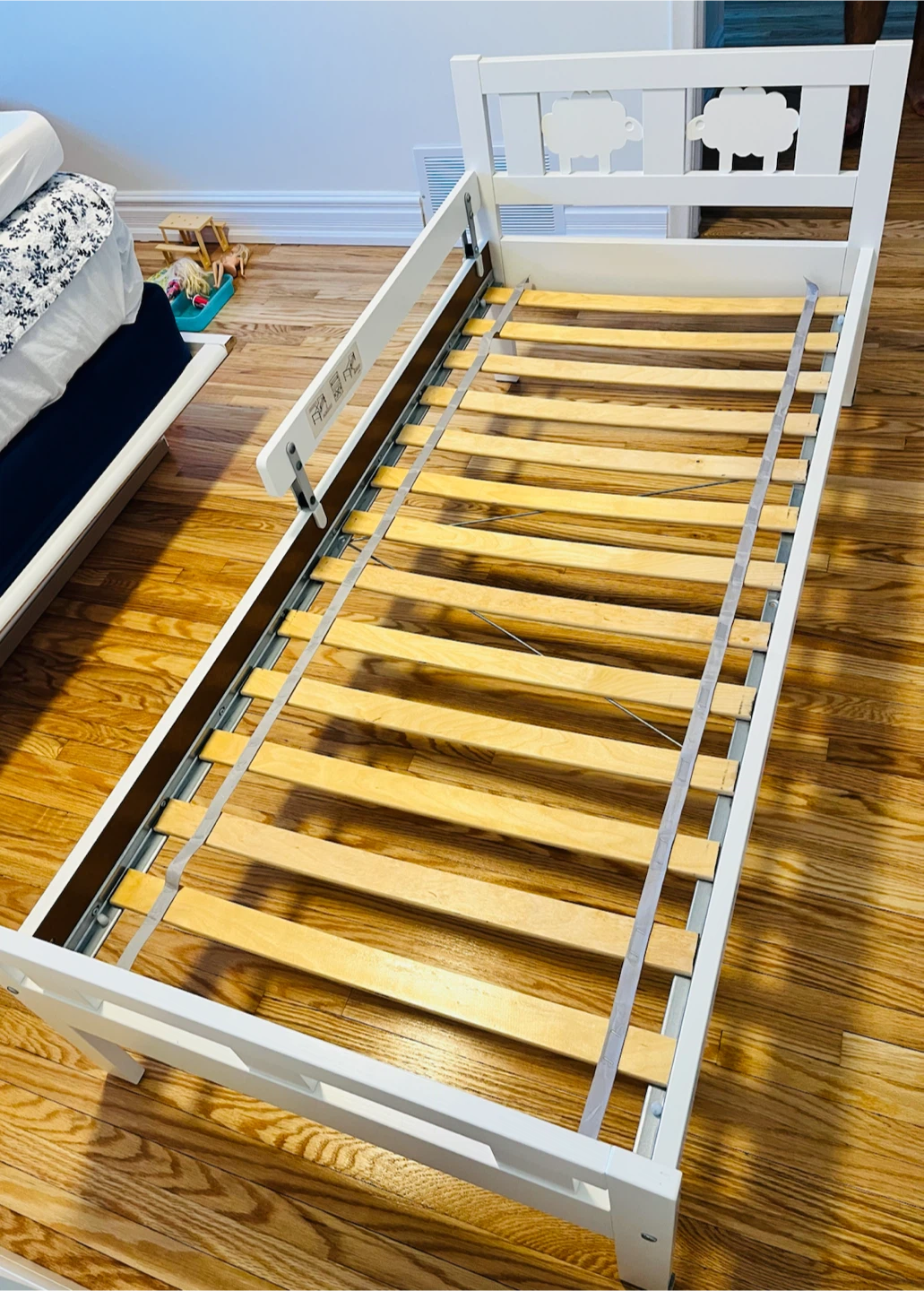 White Toddler Bed Frame with mattress - photo 3