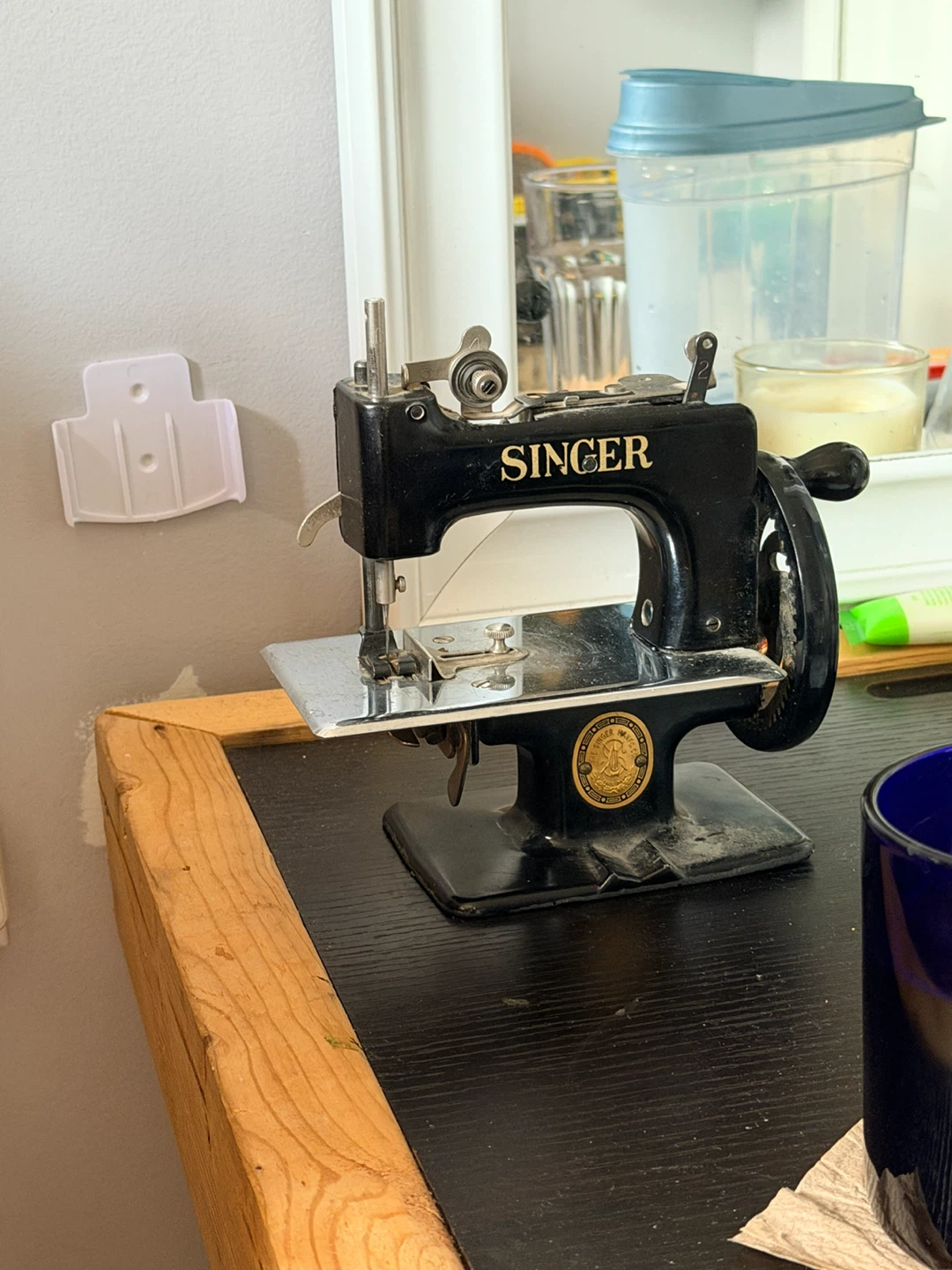 Vintage Singer Sewing Machine