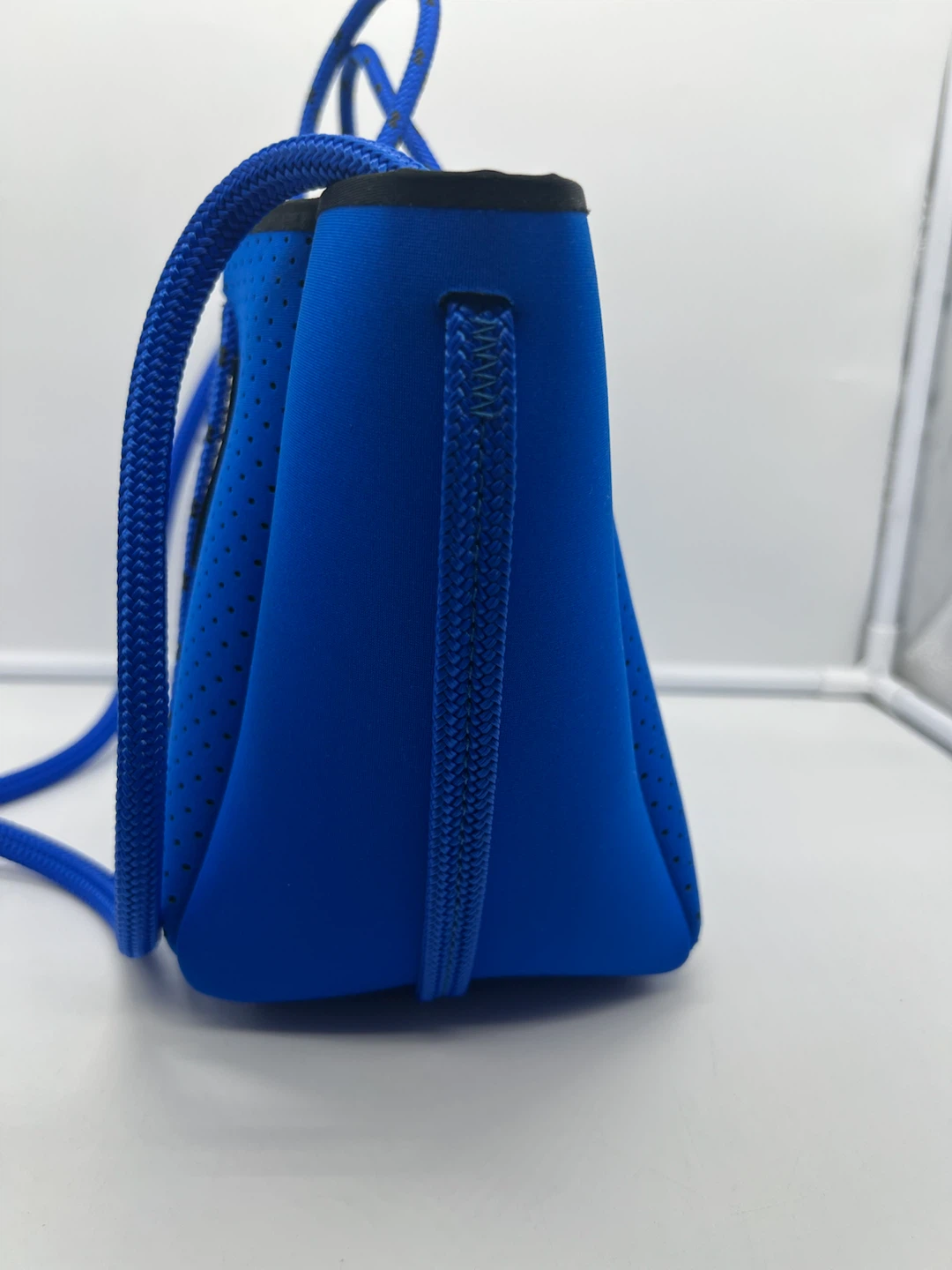 New State of Escape Neoprene Petite Tote Electric Tote - photo 4