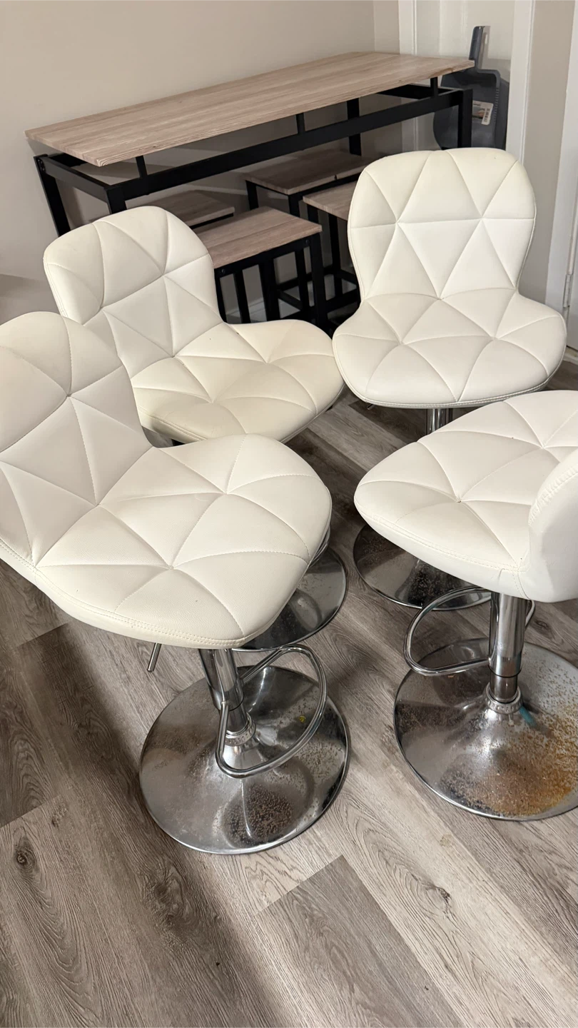 Set of 4 White Adjustable Bar Stools