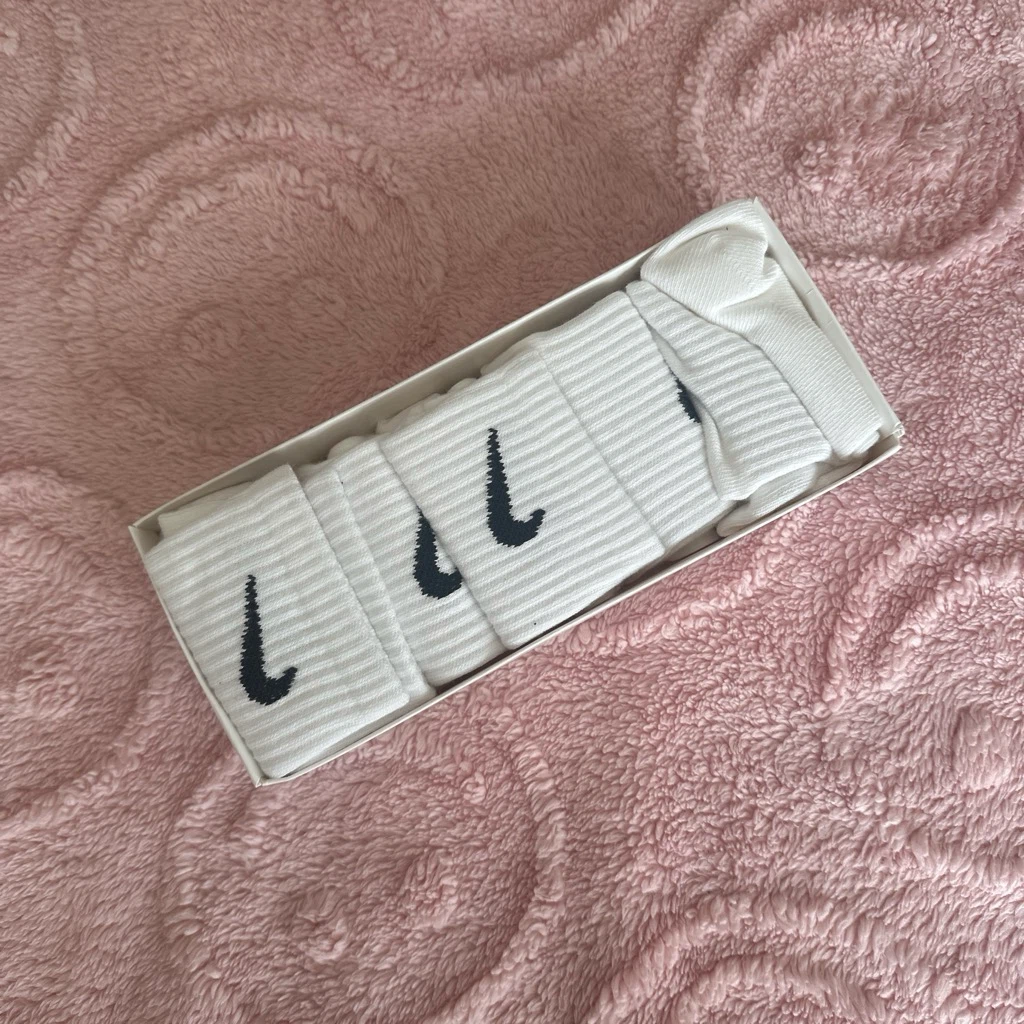 Nike Crew Socks - 5 Pair Pack