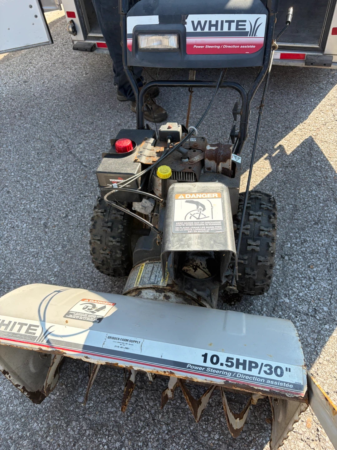 WHITE 10.5HP/30" Snowblower - photo 3