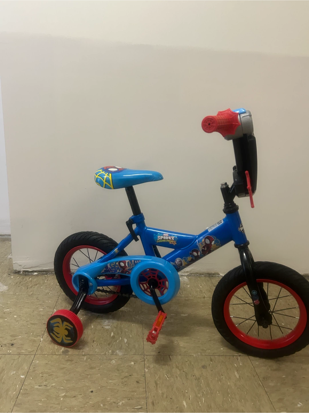 Spider-Man Kids Bicycle with Training Wheels - photo 2