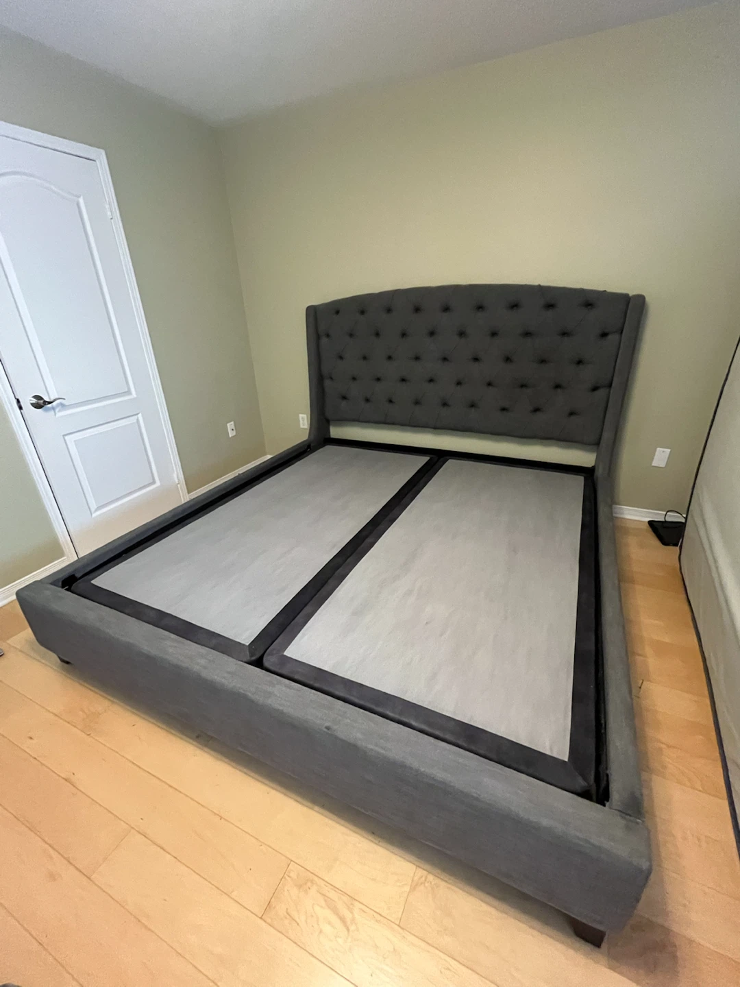 King Size Upholstered Platform Bed Frame – Dark Grey - photo 2
