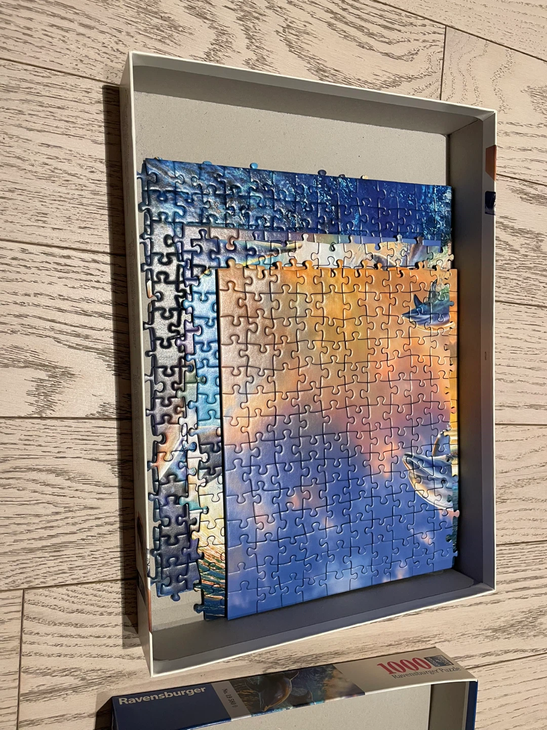 Ravensburger "Dolphins & Waves" 1000 Piece Puzzle - photo 2