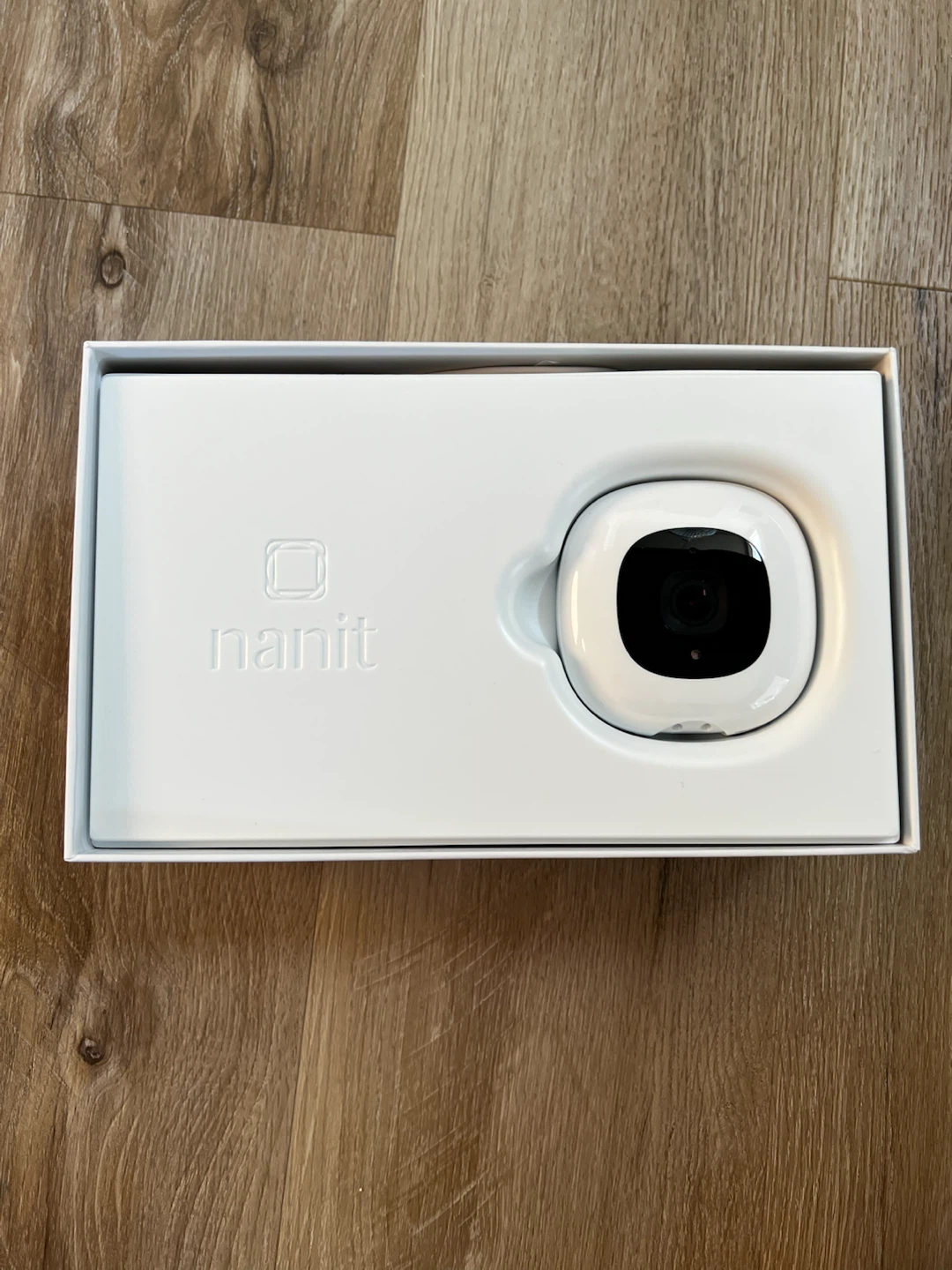 Nanit pro camera and wall mount - photo 2
