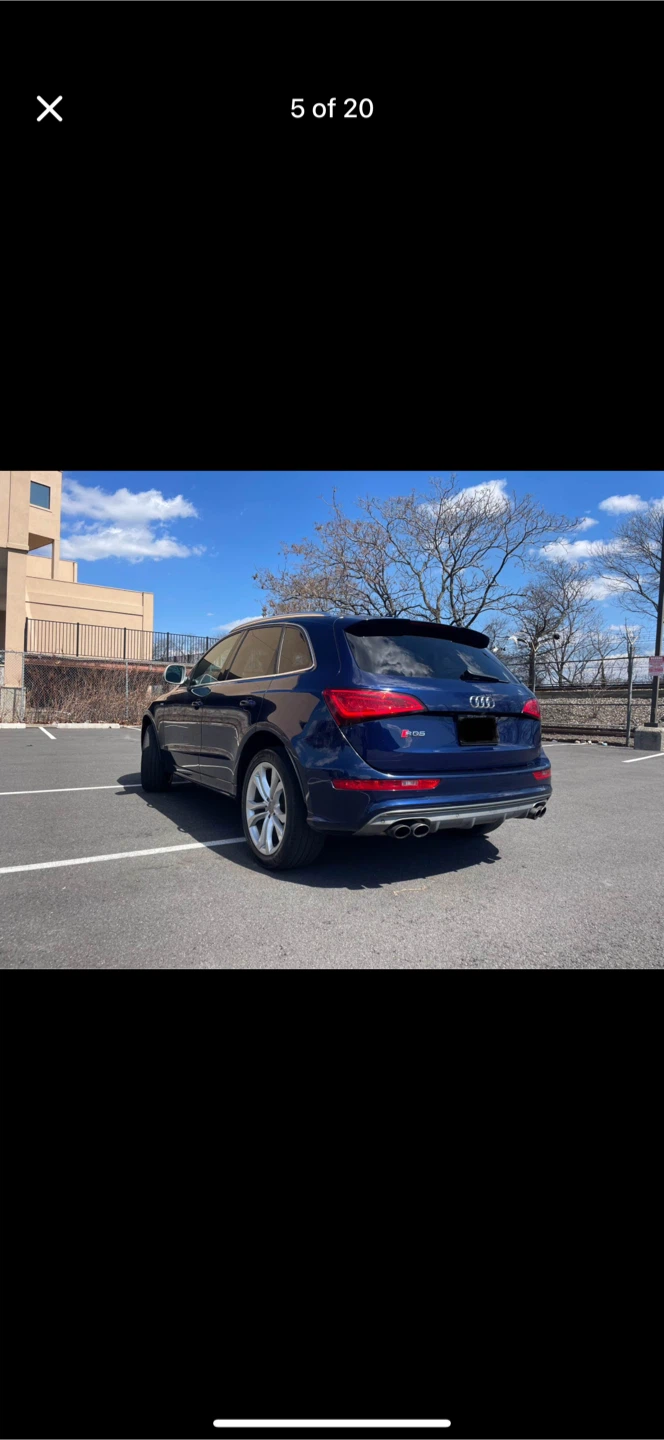 Blue Audi SQ5 SUV - photo 3