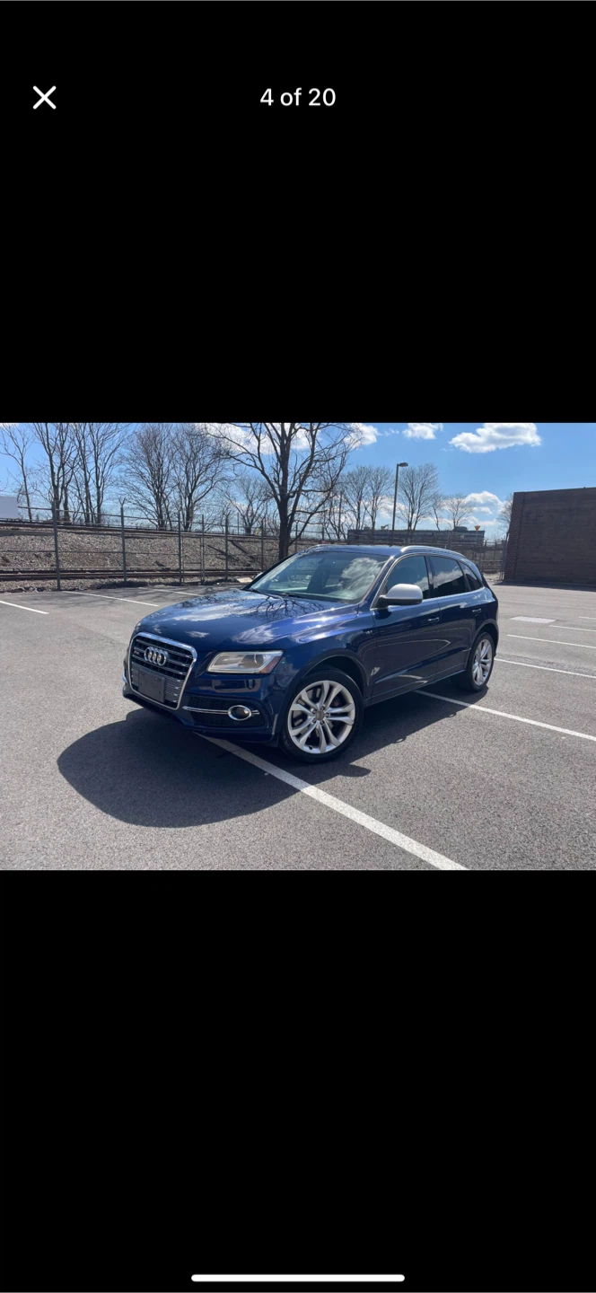 Blue Audi SQ5 SUV - photo 2
