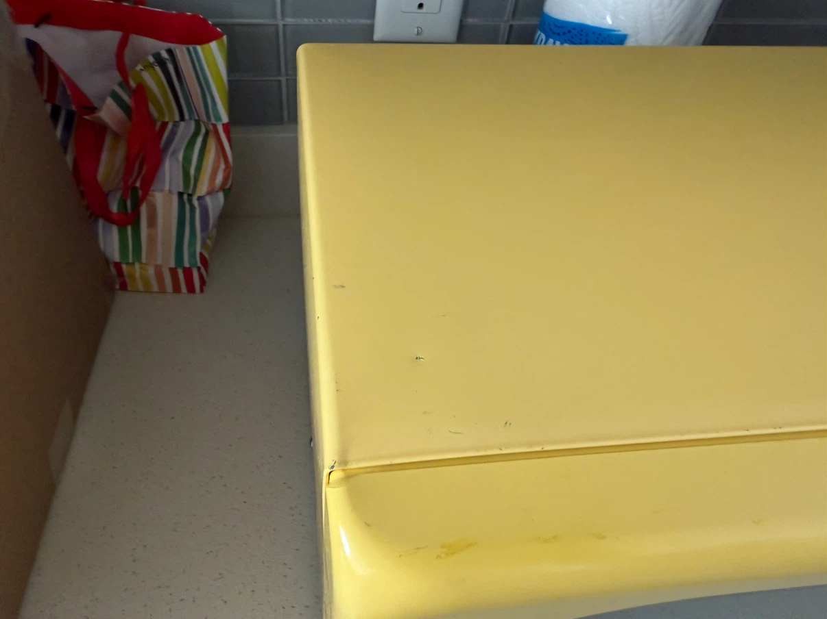 Yellow Galanz Retro Microwave - photo 4