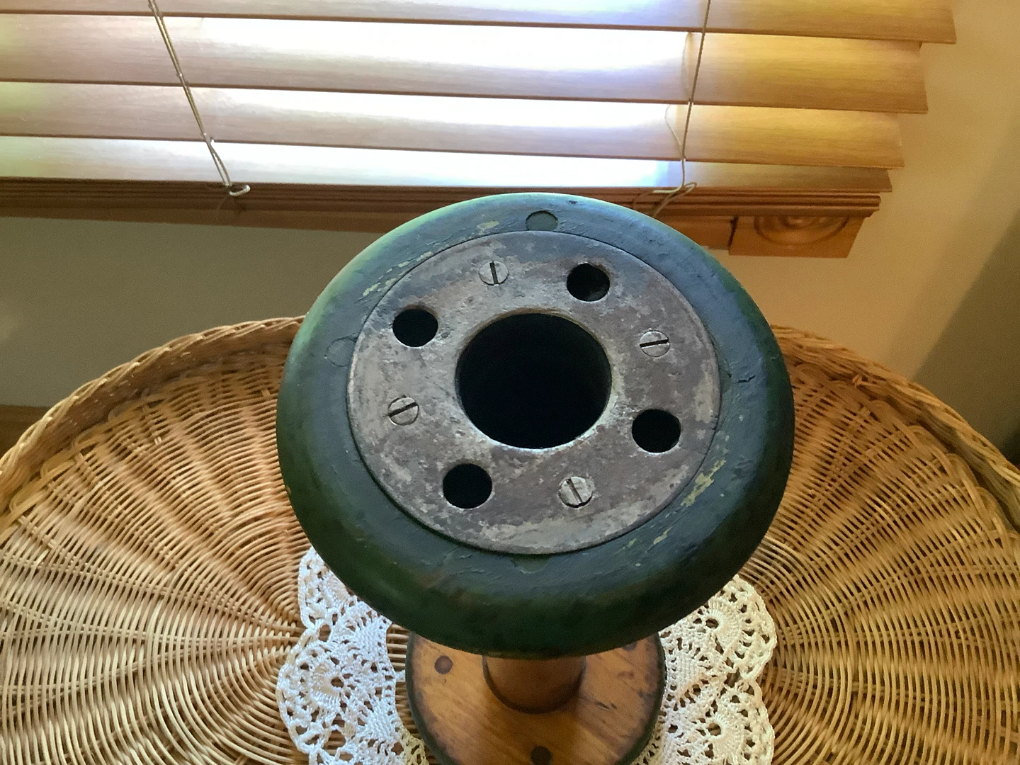 Antique/Vintage Industrial Wooden Spool 🐞 - photo 2