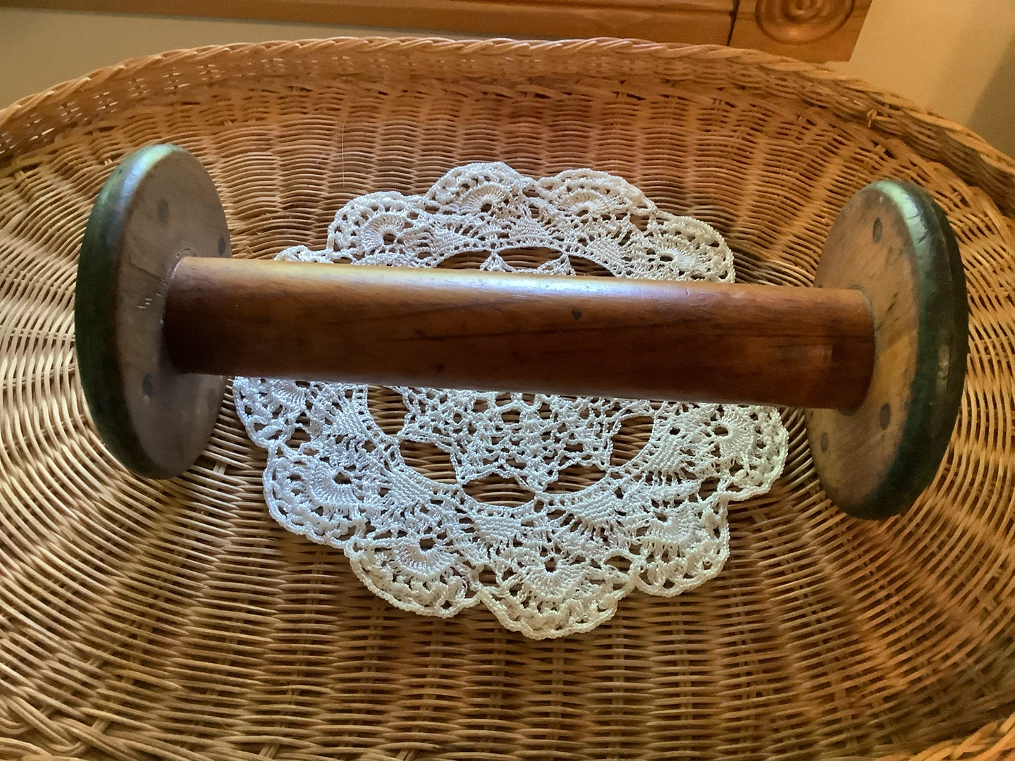 Antique/Vintage Industrial Wooden Spool 🐞 - photo 3