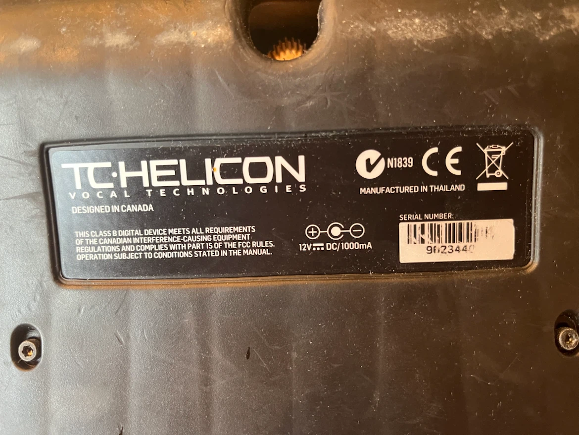 TC Helicon VOICELIVE Touch Vocal Effects Processor - photo 3