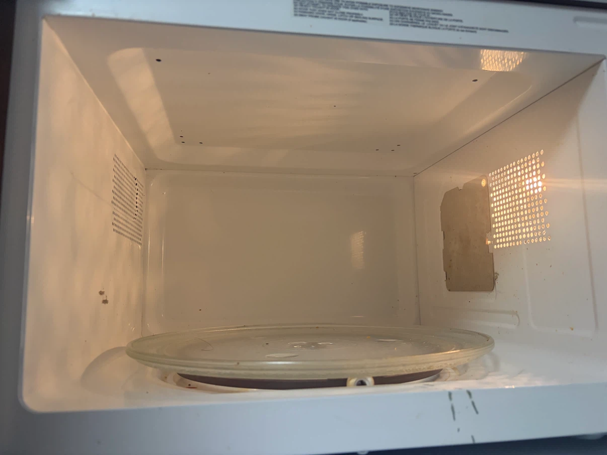 Hamilton Beach Microwave - photo 2