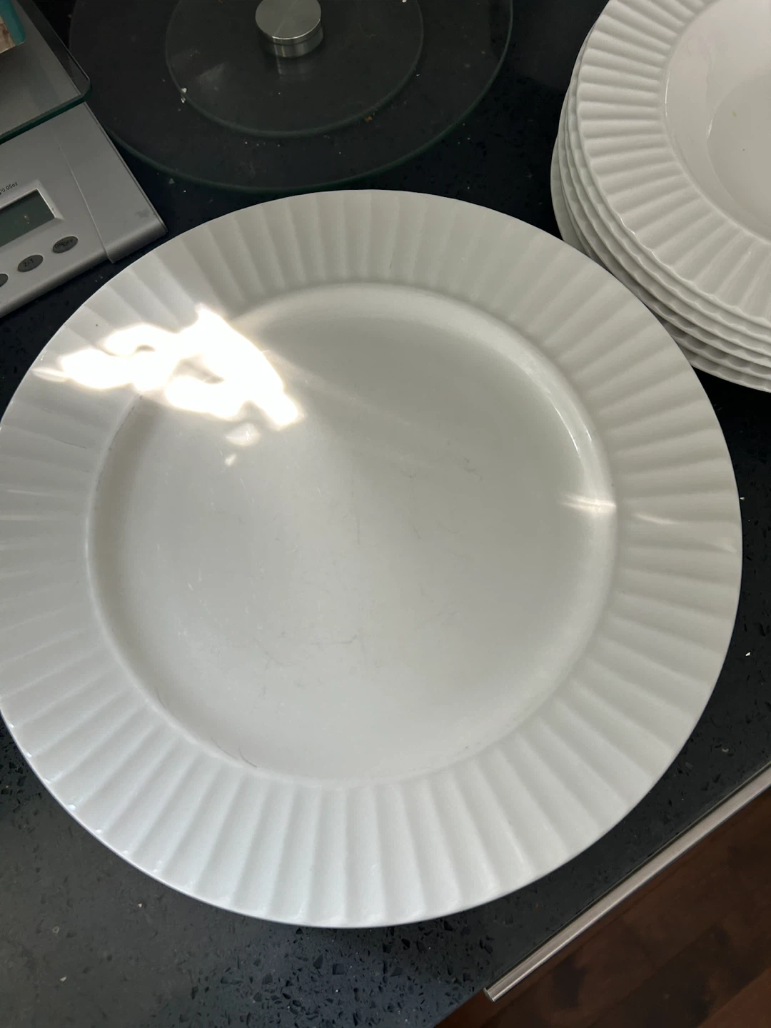 Togo White Dinner Plates and Bowls Set - photo 3