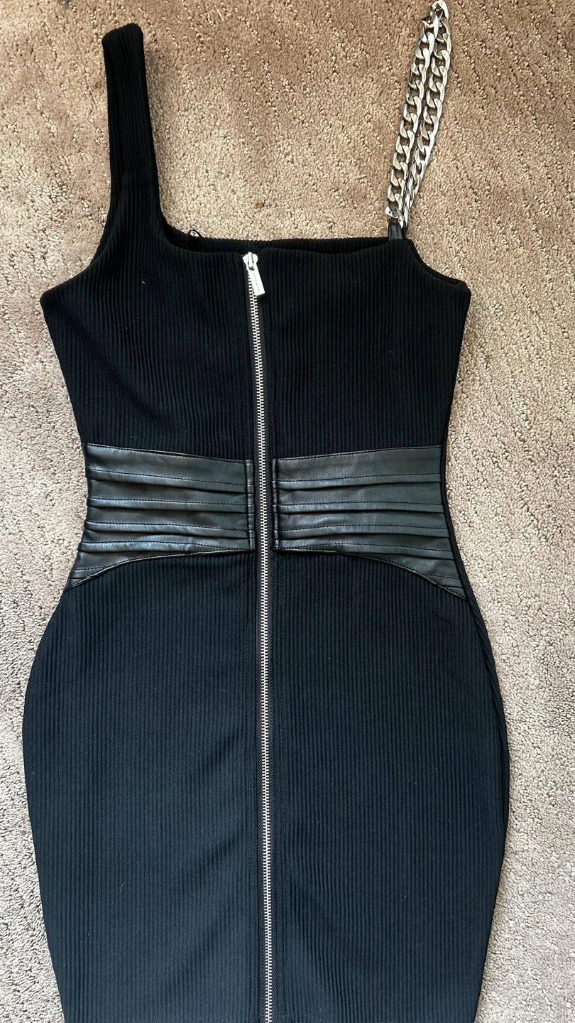 MANIÈRE DE VOIR Black Ribbed Chain Detail Dress Size 6