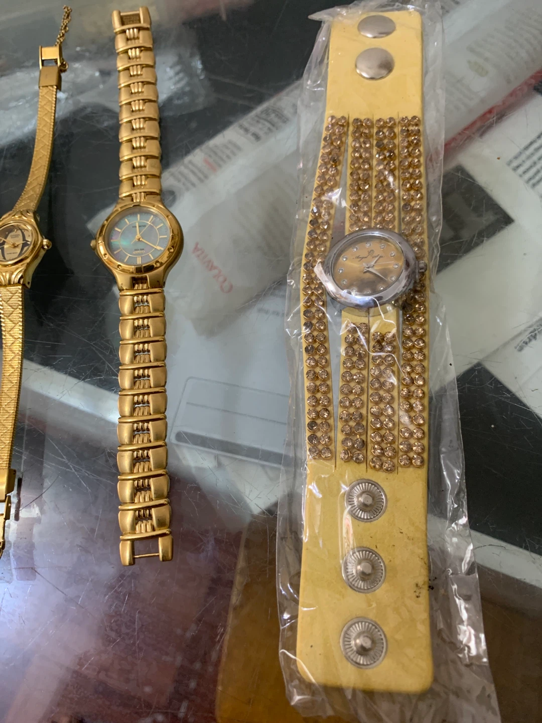Assorted Women's Gold Tone Watches - photo 3