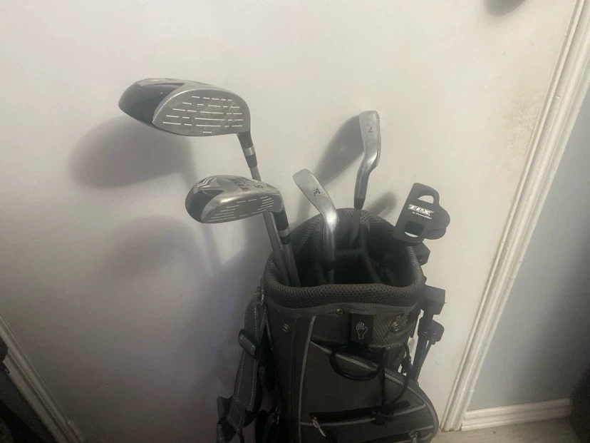 TPX Left handed Junior Golf Club Set