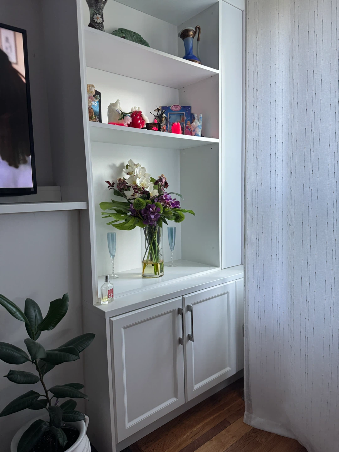 Custom made wall unit
