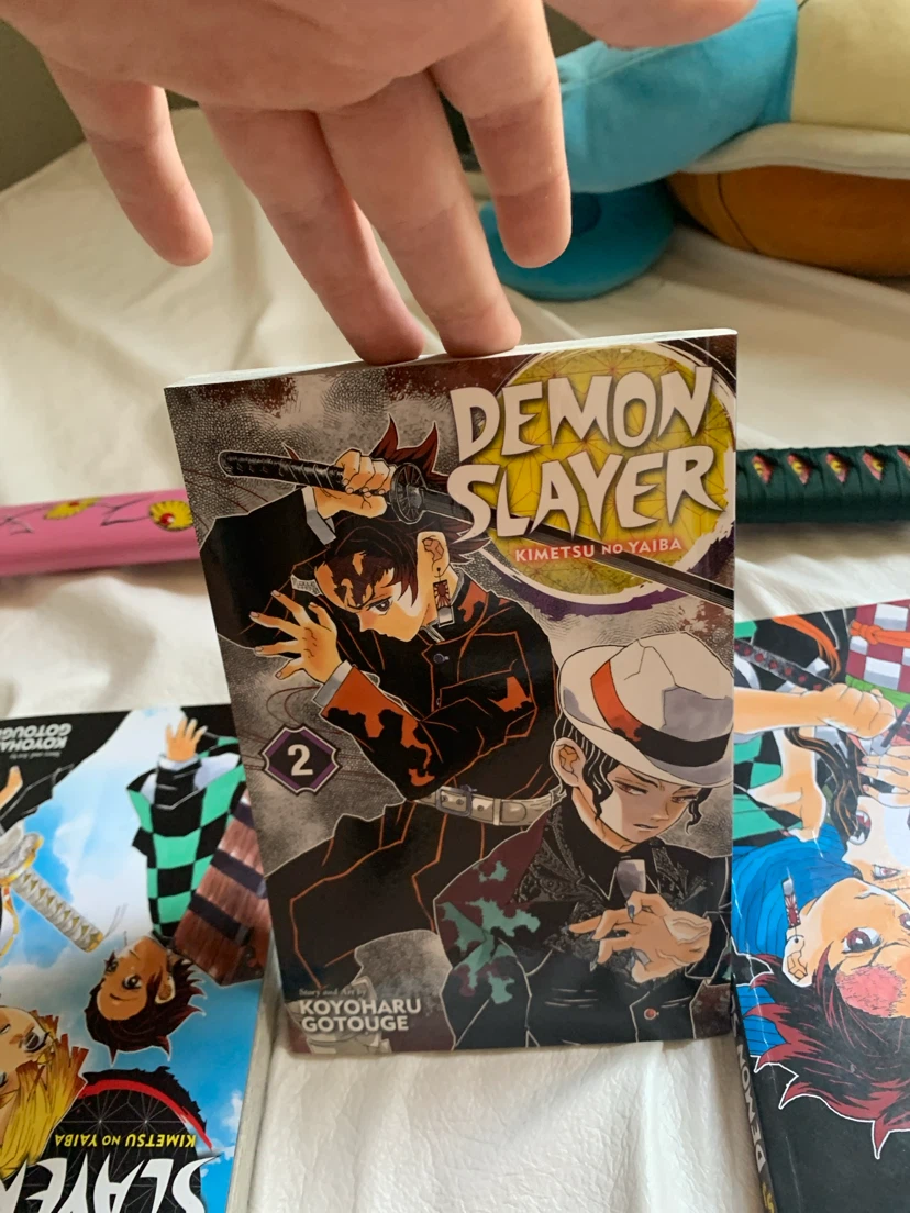 Demon slayer manga 1-5 including  kokoshubu upper 1 demon sword - photo 5