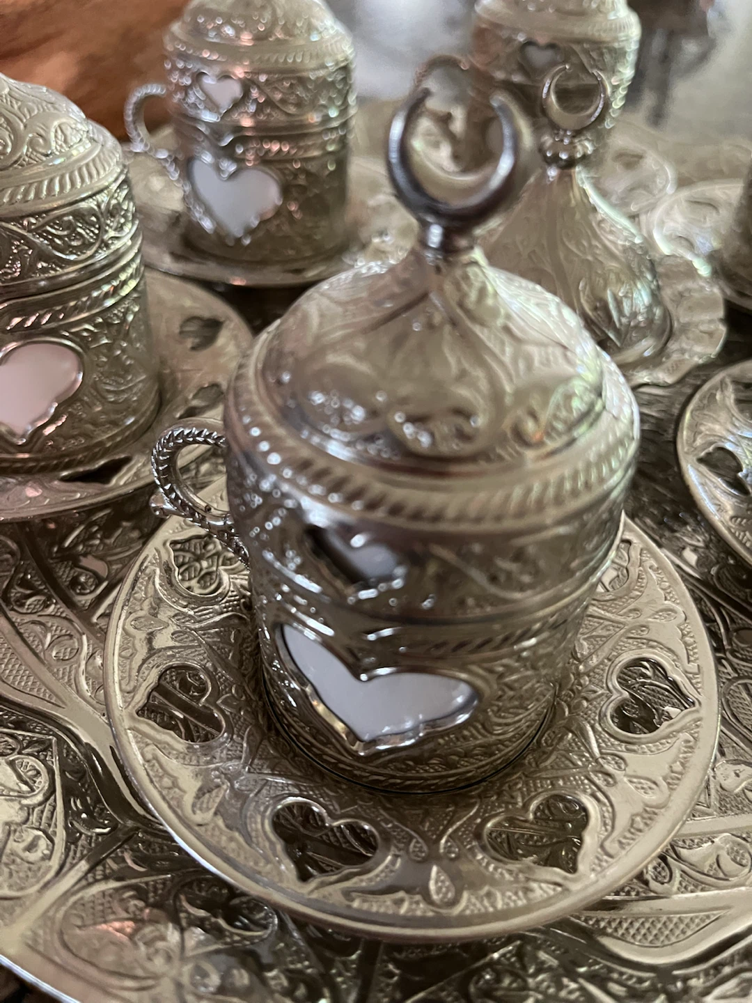 Ornate Silver tone-Coffee Set (serving tray with 6 cups) - photo 3