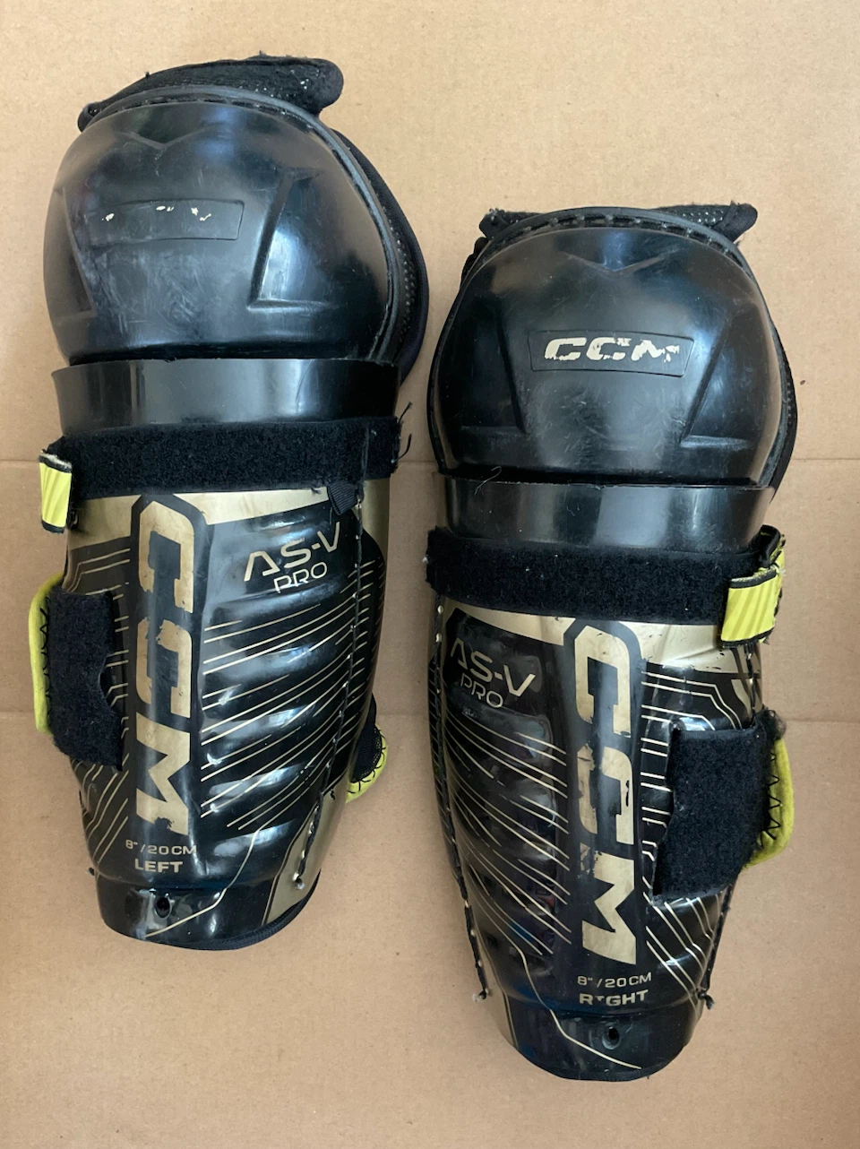 Bauer Supreme Matrix Skates & CCM Tacks AS-V Pro Shin Guards - photo 4