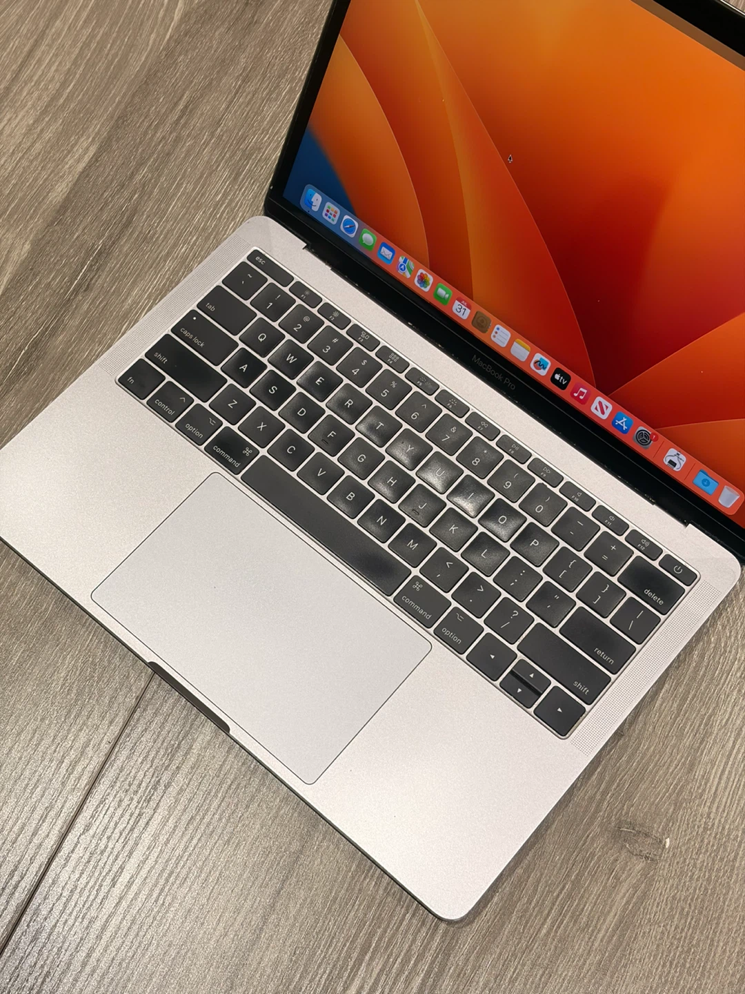 MacBook Pro (Retina, 13-inch, 2017) — 250GB / i5 / 16GB - photo 3